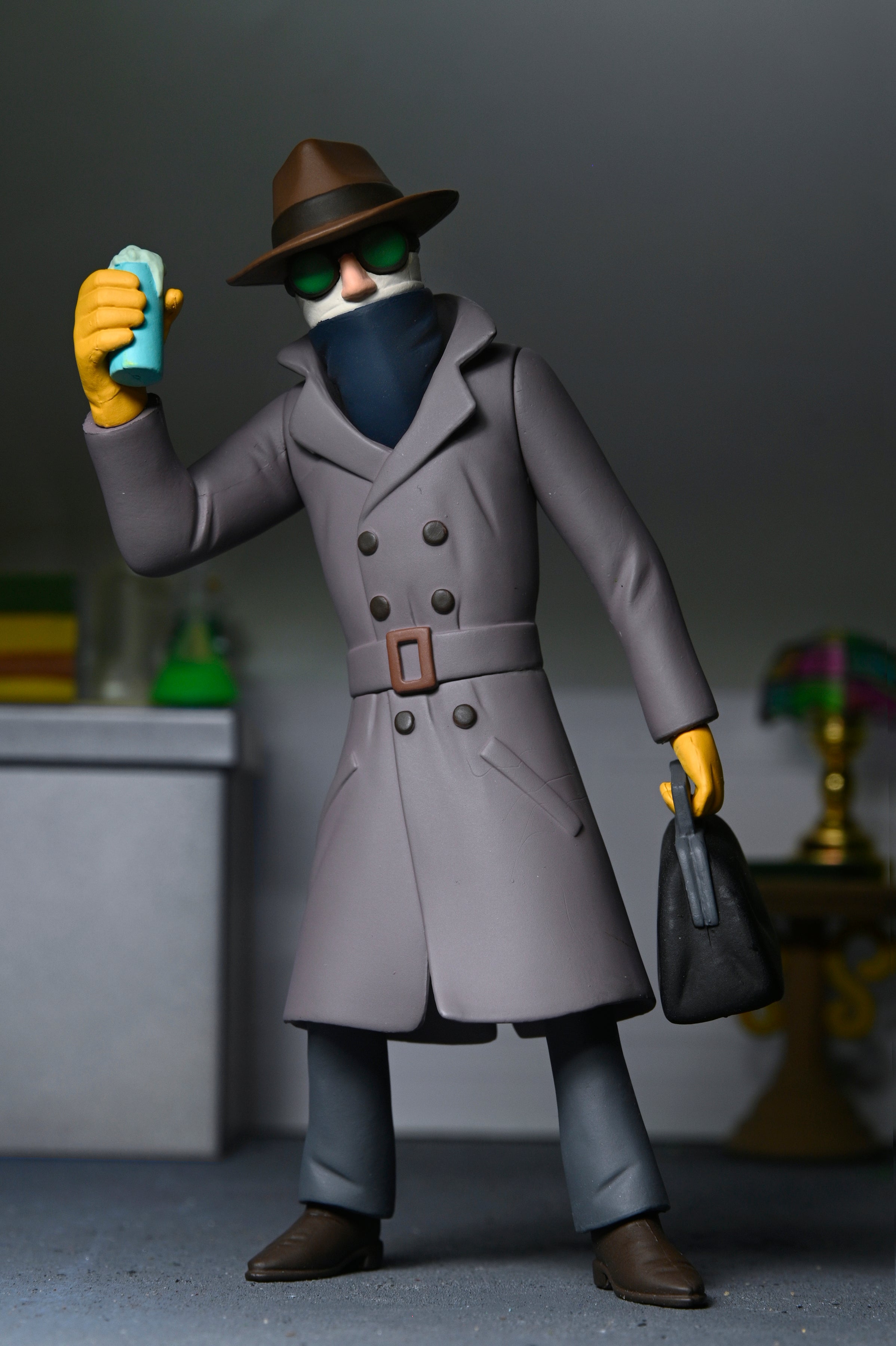 Universal Monsters - Toony Terrors Invisible Man 6” Scale Action Figure (Series 12) - NECA