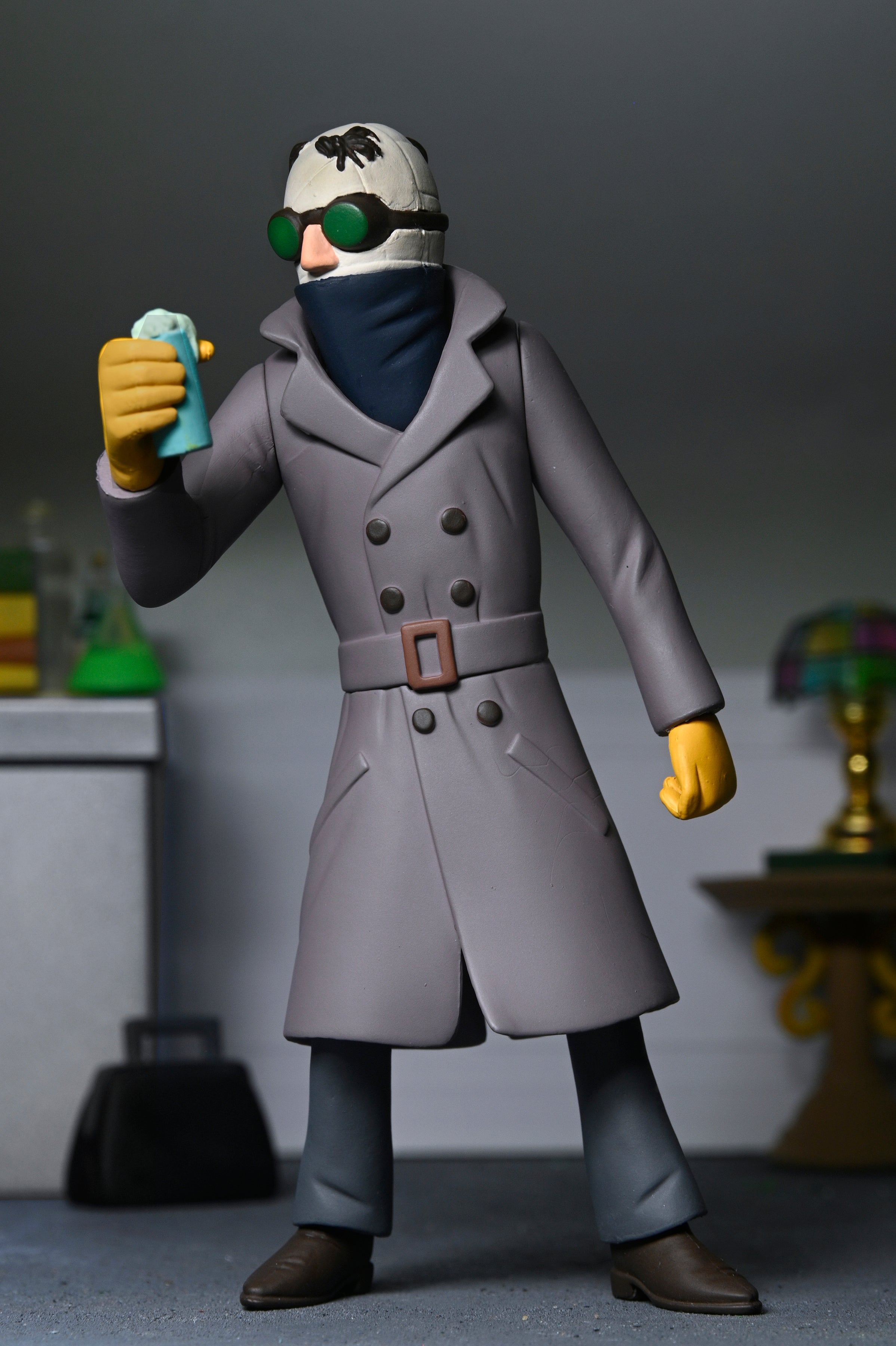 Universal Monsters - Toony Terrors Invisible Man 6” Scale Action Figure (Series 12) - NECA