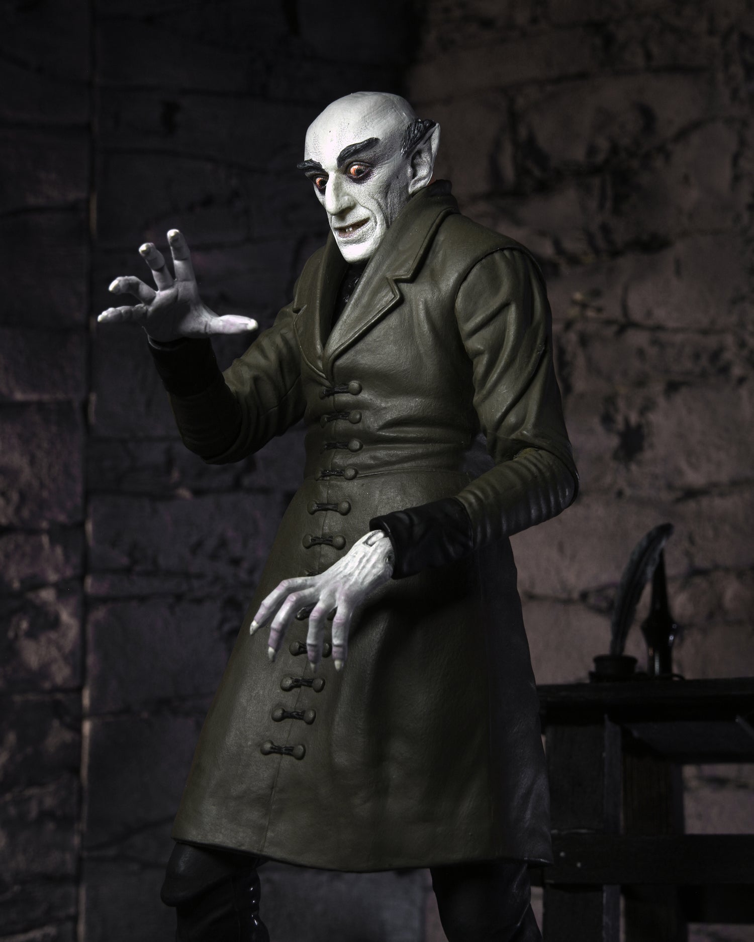 Nosferatu - 7” Scale Action Figure - Ultimate Count Orlok (Color) - NECA