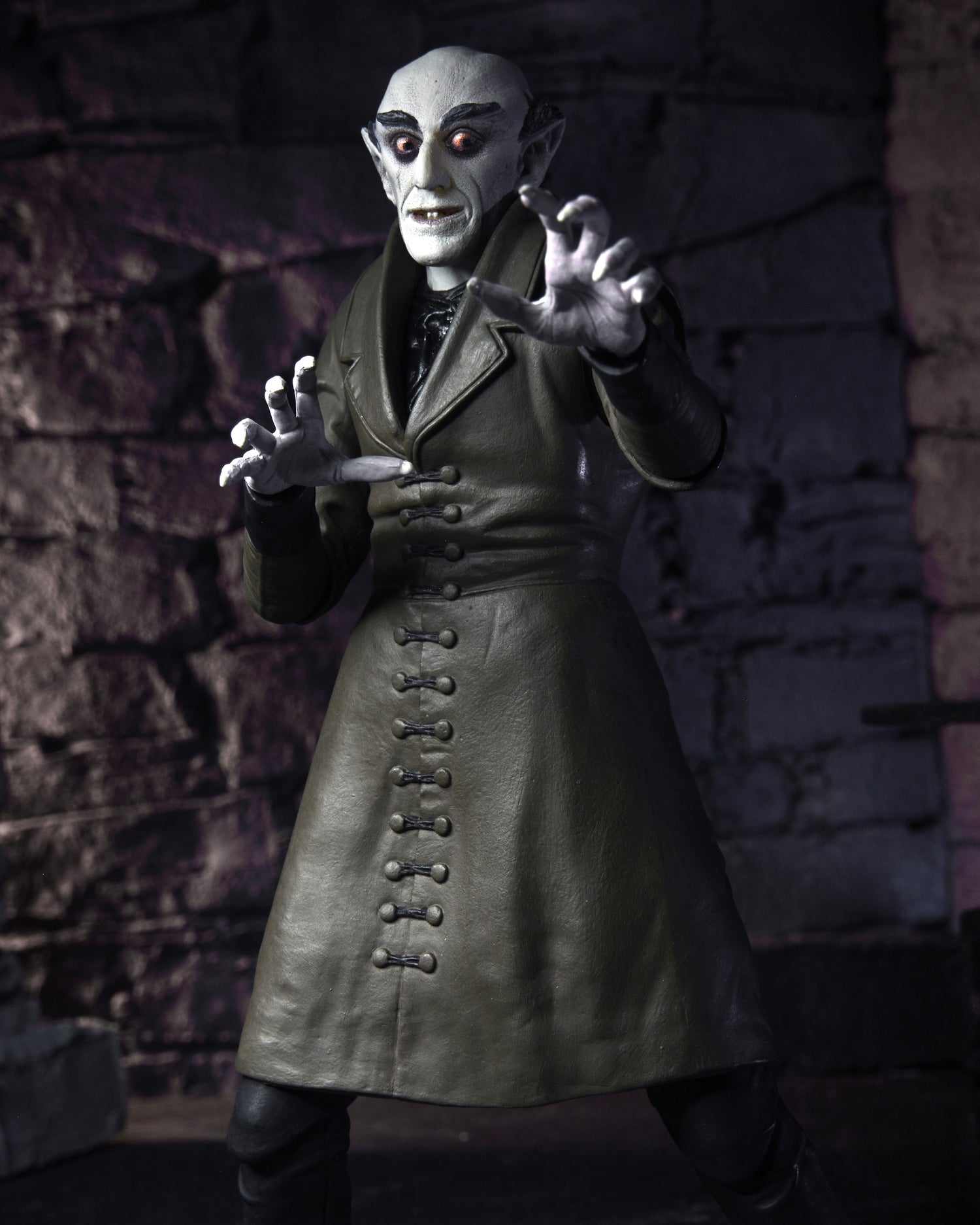 Nosferatu - 7” Scale Action Figure - Ultimate Count Orlok (Color) - NECA