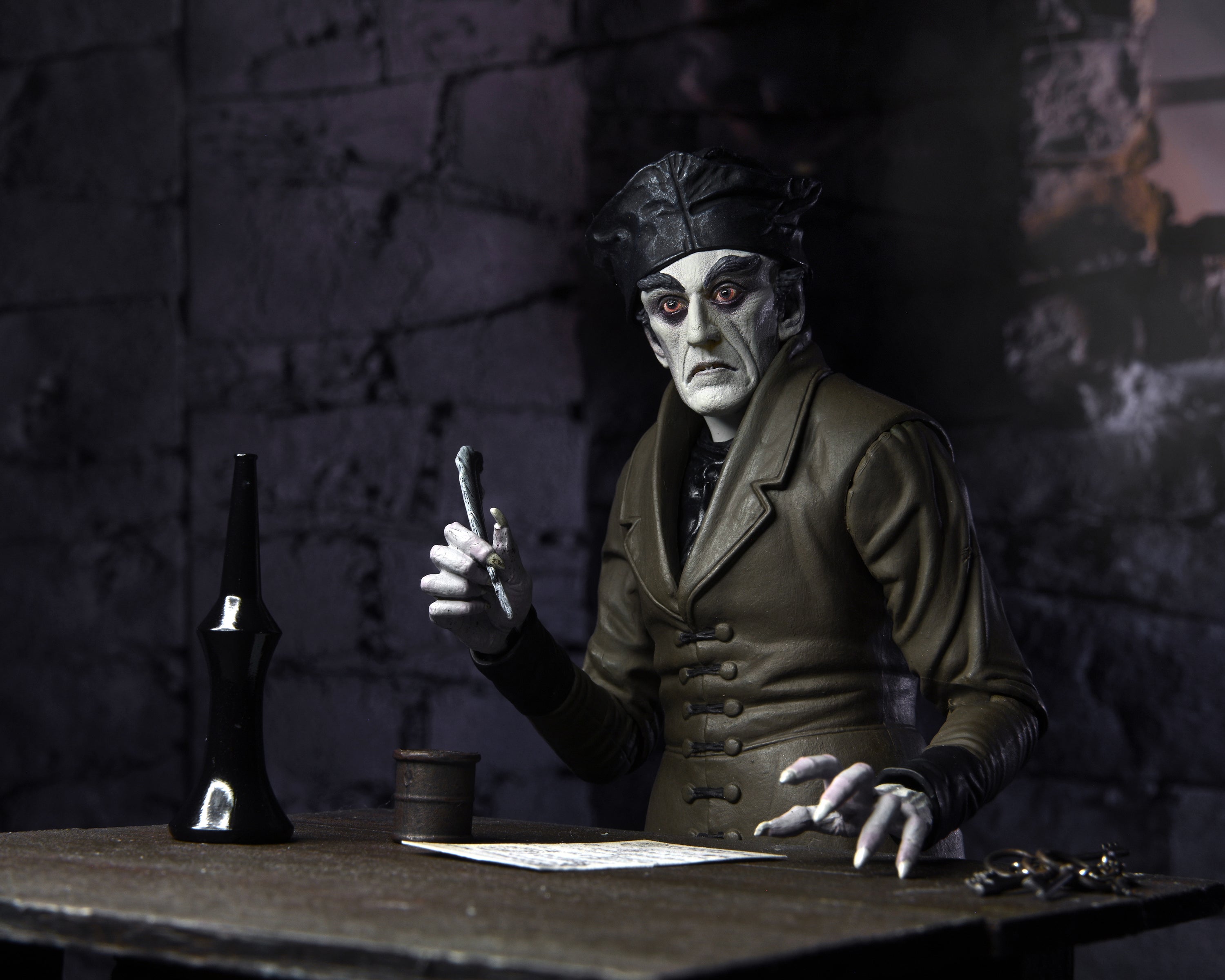 Nosferatu - 7” Scale Action Figure - Ultimate Count Orlok (Color) - NECA