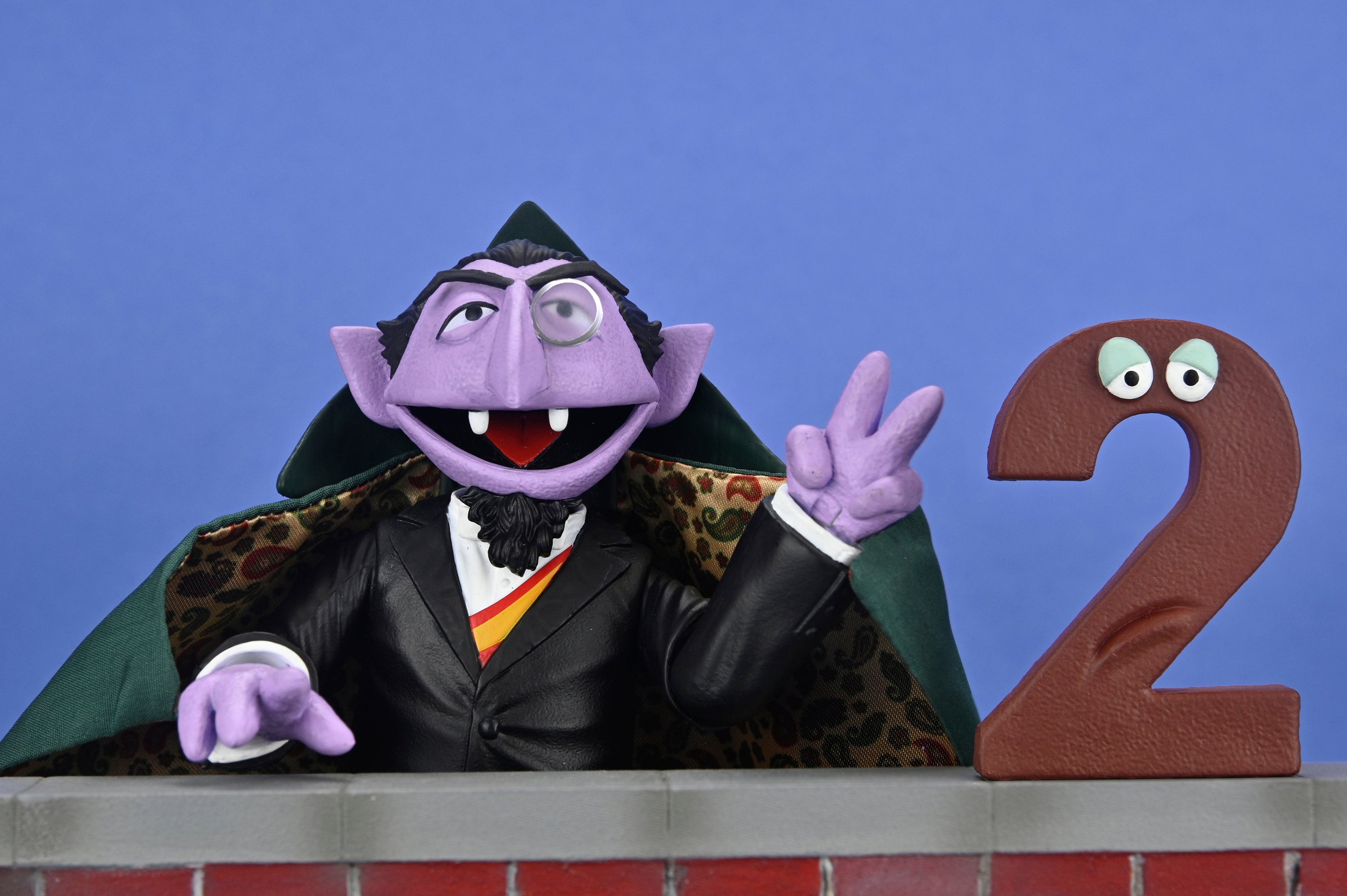 Sesame Street - Ultimate The Count 7” Scale Action Figure - NECA