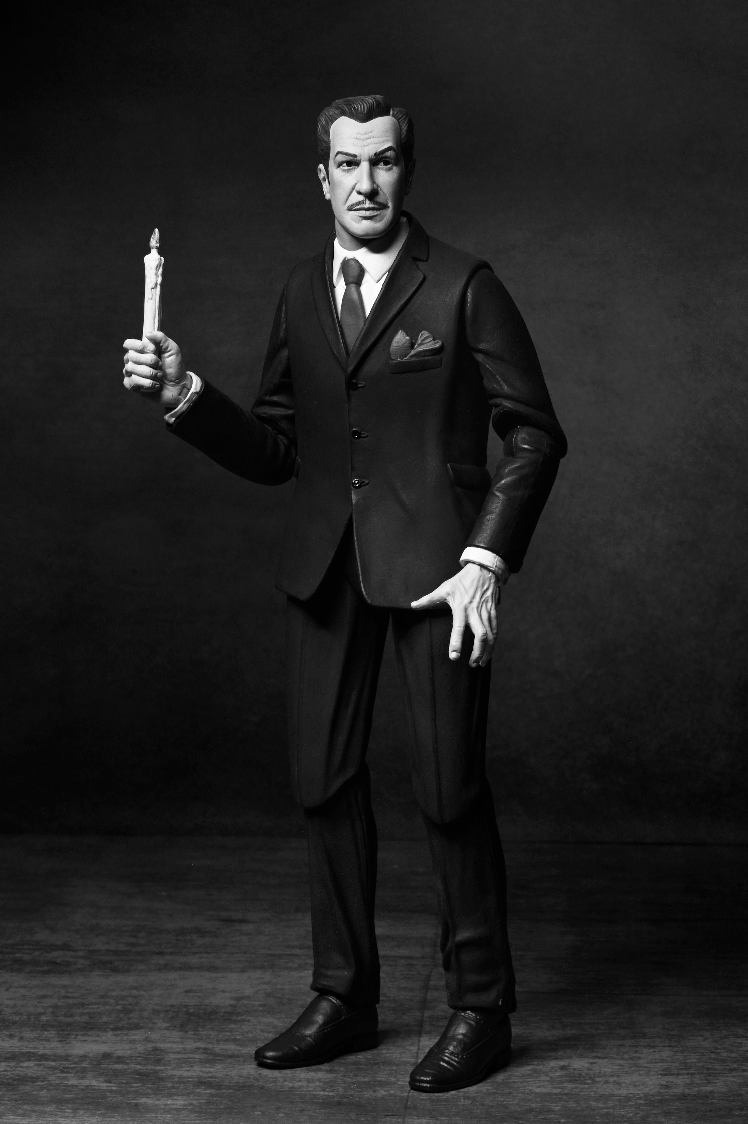 Ultimate Vincent Price 7" Scale Action Figure (Black & White) - NECA