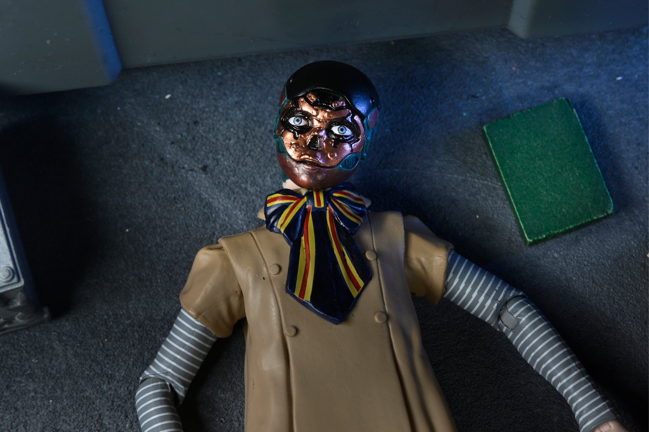 Ultimate M3GAN 7" Scale Action Figure - NECA