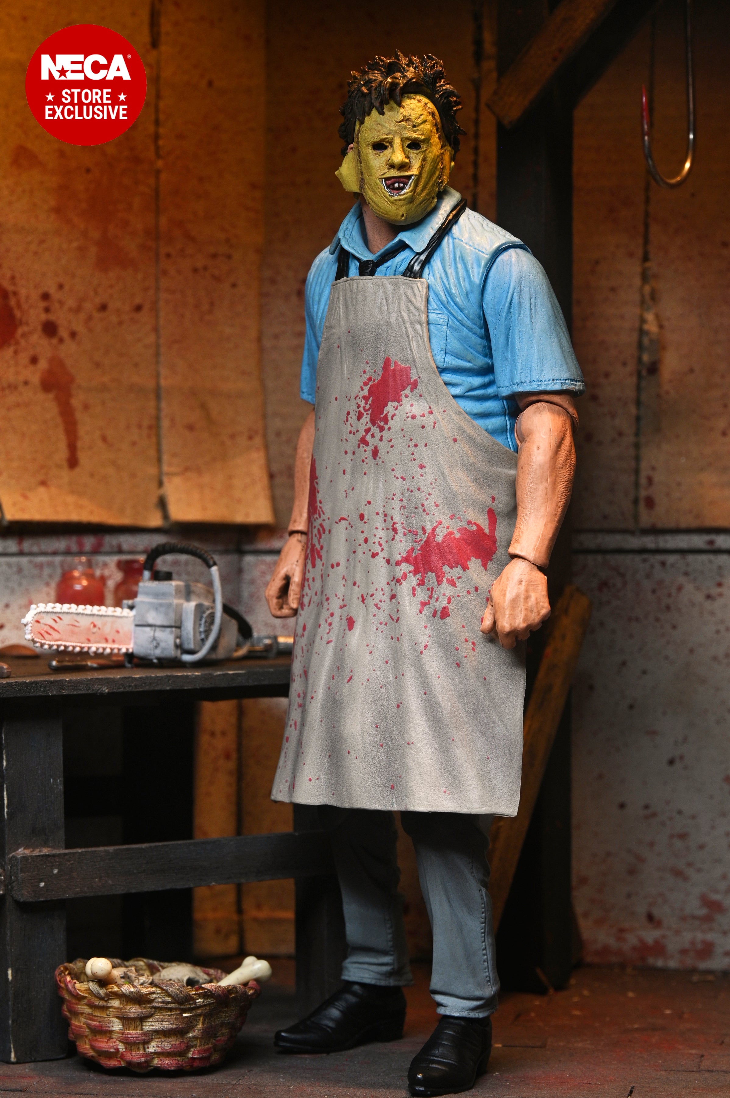 Texas Chainsaw Massacre - 50th Anniversary Ultimate Poster Leatherface 7" Scale Action Figure - NECA