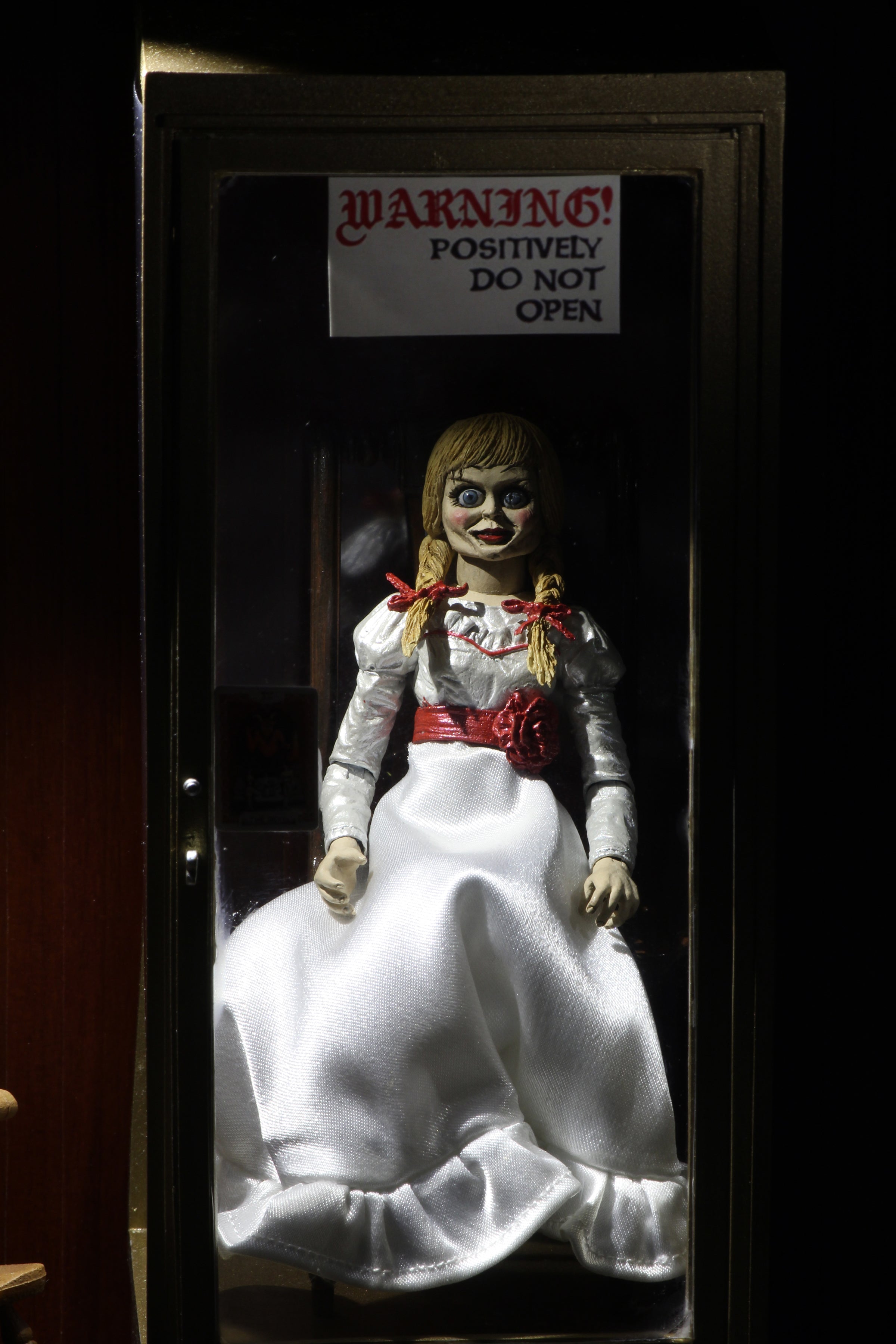 The Conjuring Universe - Ultimate Annabelle (Annabelle 3) 7" Scale Action Figure - NECA