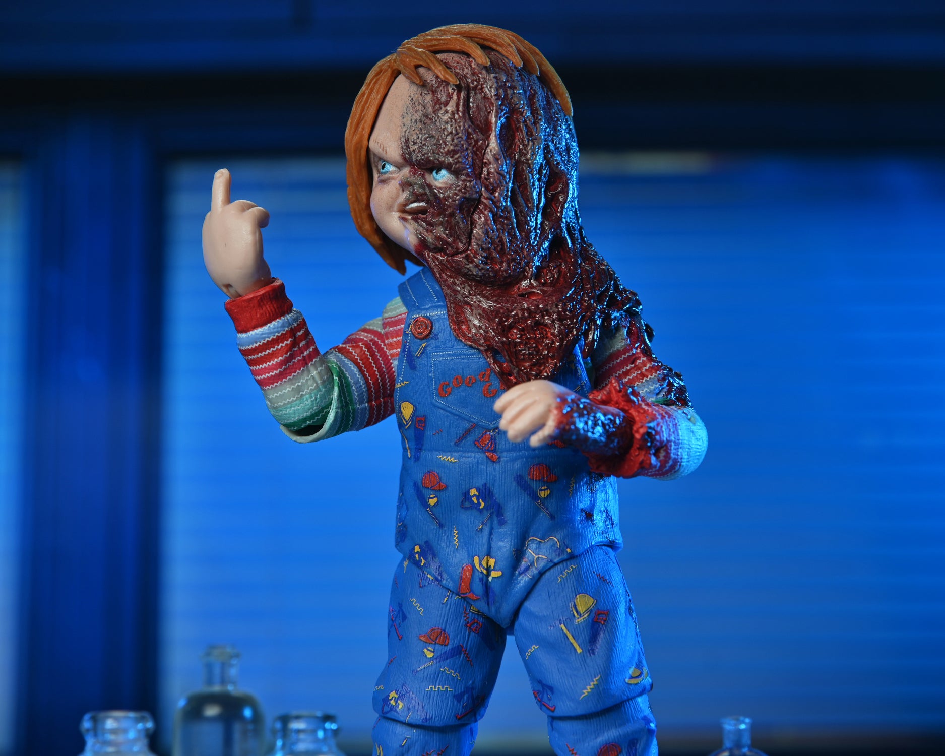Chucky (TV Series) - Ultimate Chucky 7” Scale Action Figure - NECA