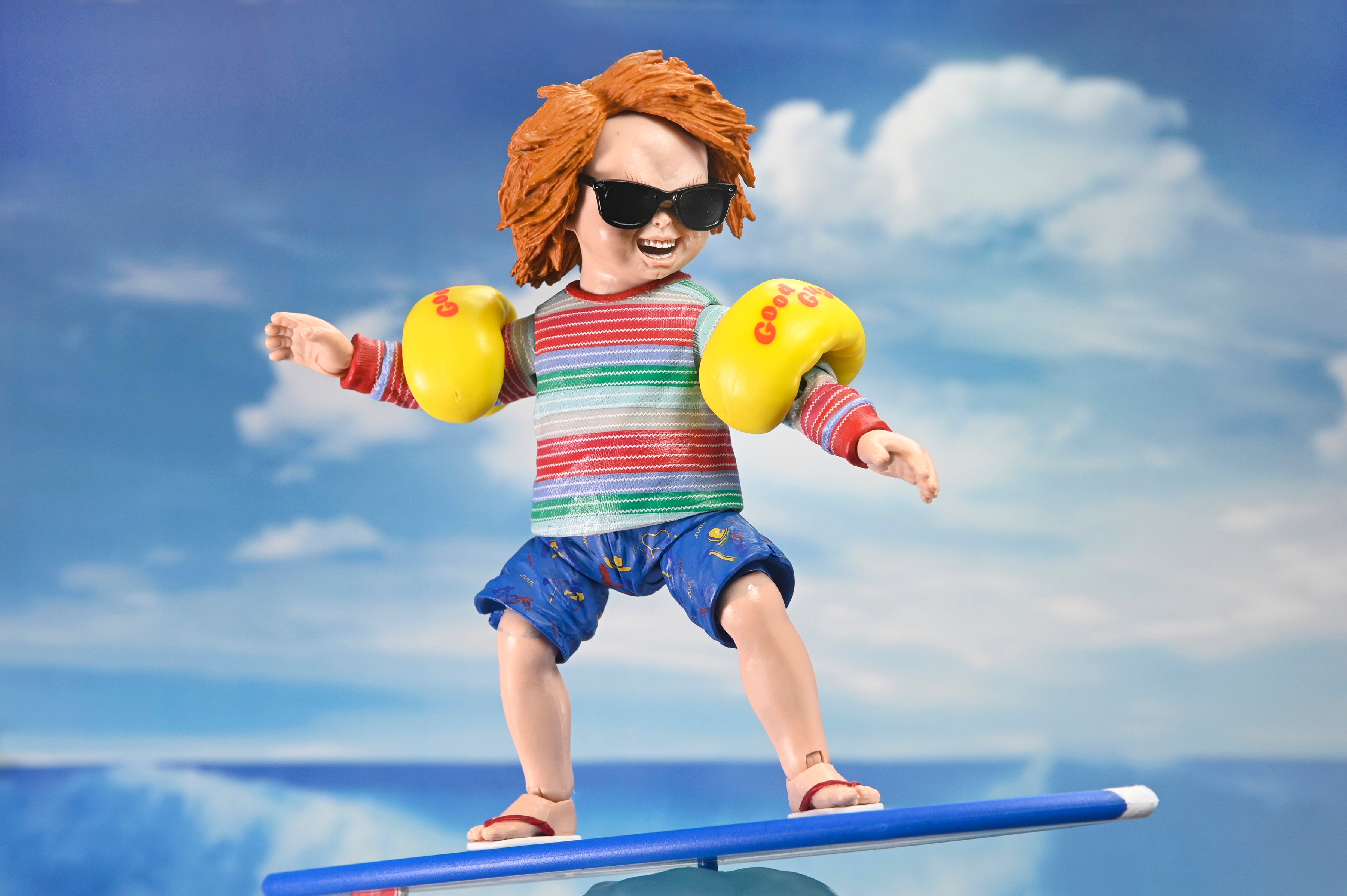 Child's Play 3 - Ultimate Surf's Up Chucky 7" Scale Action Figure (2025 Con Exclusive) - NECA