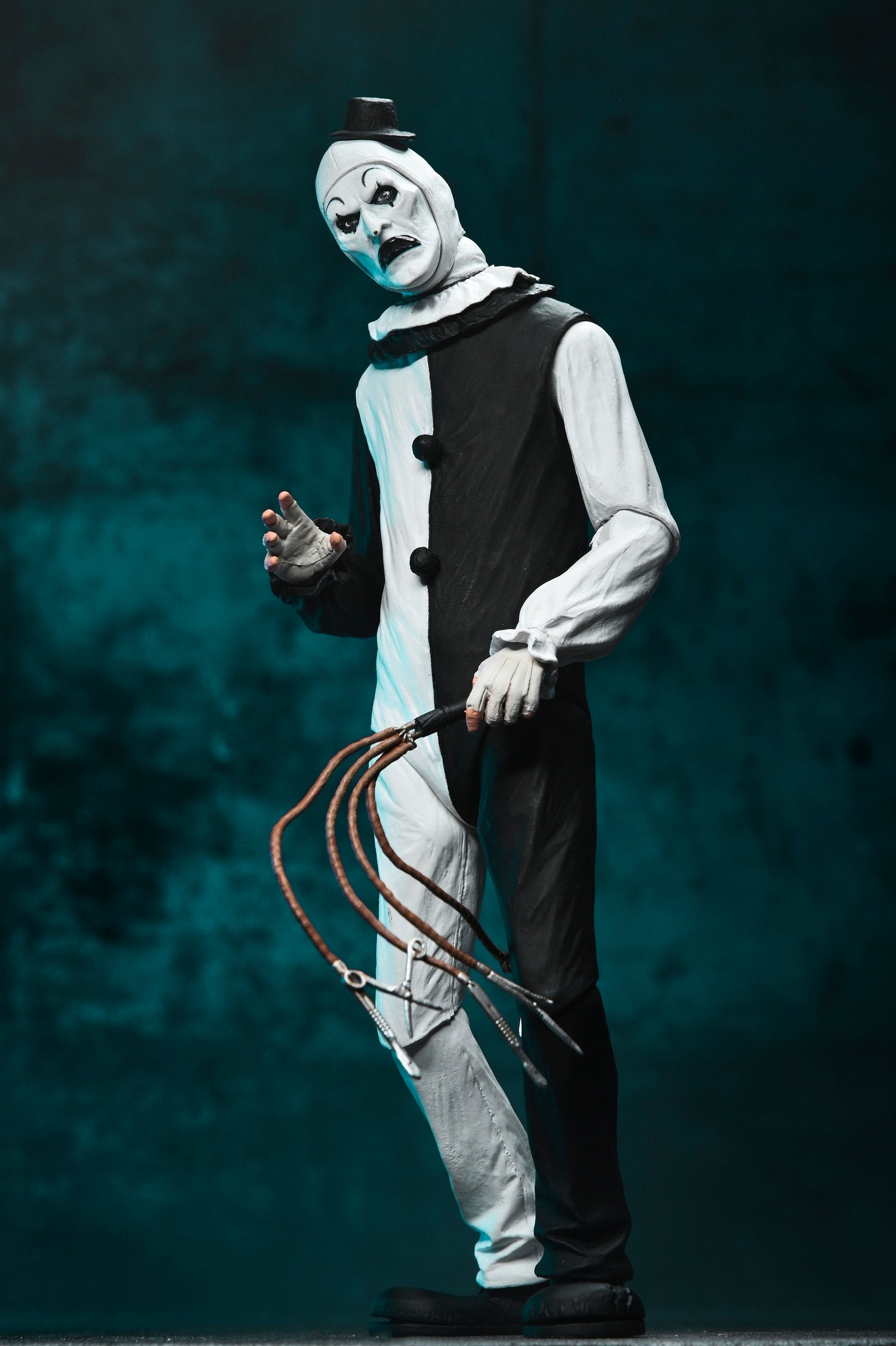 Terrifier - Ultimate Art the Clown 7" Scale Action Figure - NECA