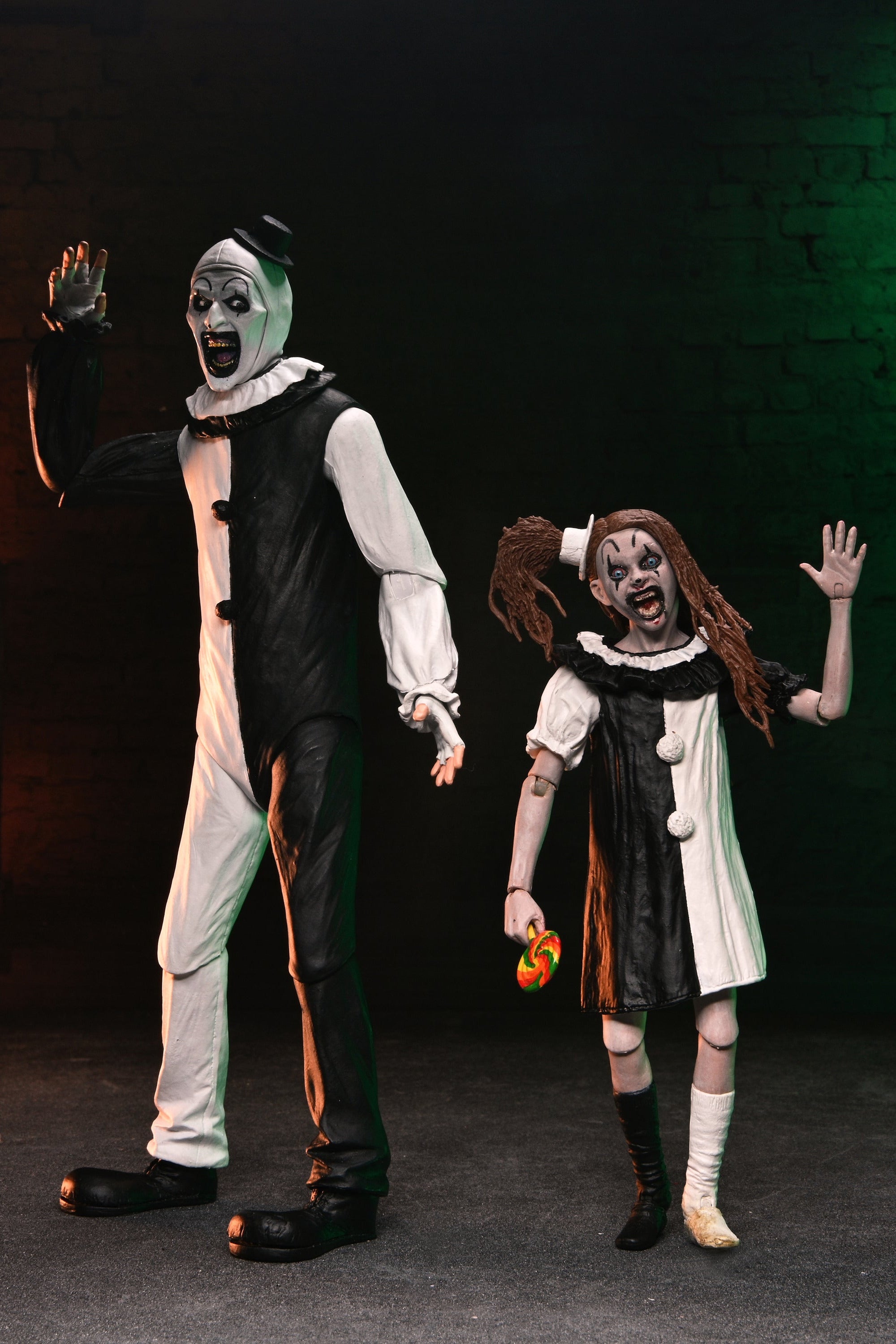 Terrifier 2 - Ultimate Art the Clown and The Little Pale Girl 7" Scale Action Figure 2-Pack on the NECA Store