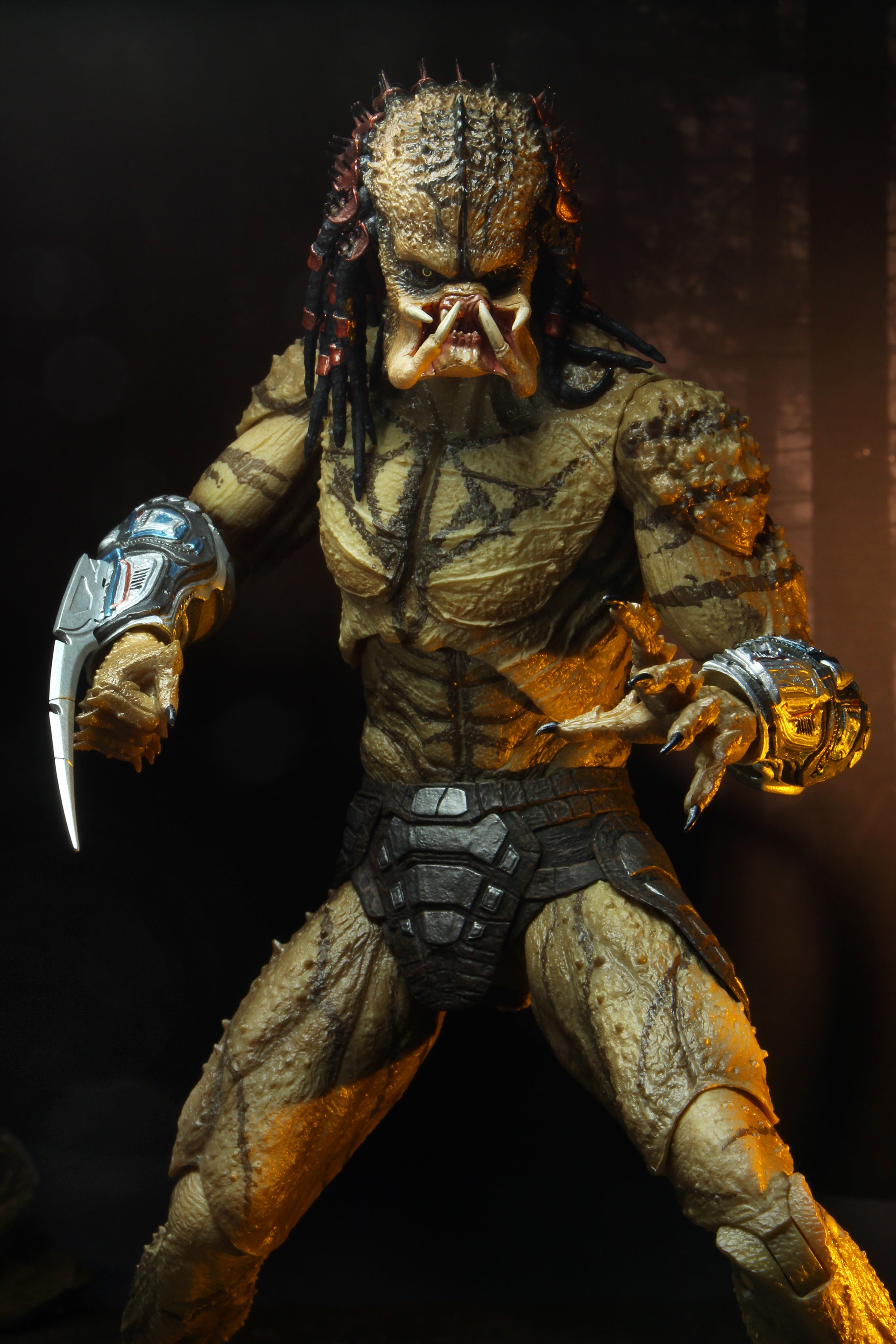 Predator (2018) - 7" Scale Action Figure - Deluxe Ultimate Assassin Predator (Unarmored) - NECA