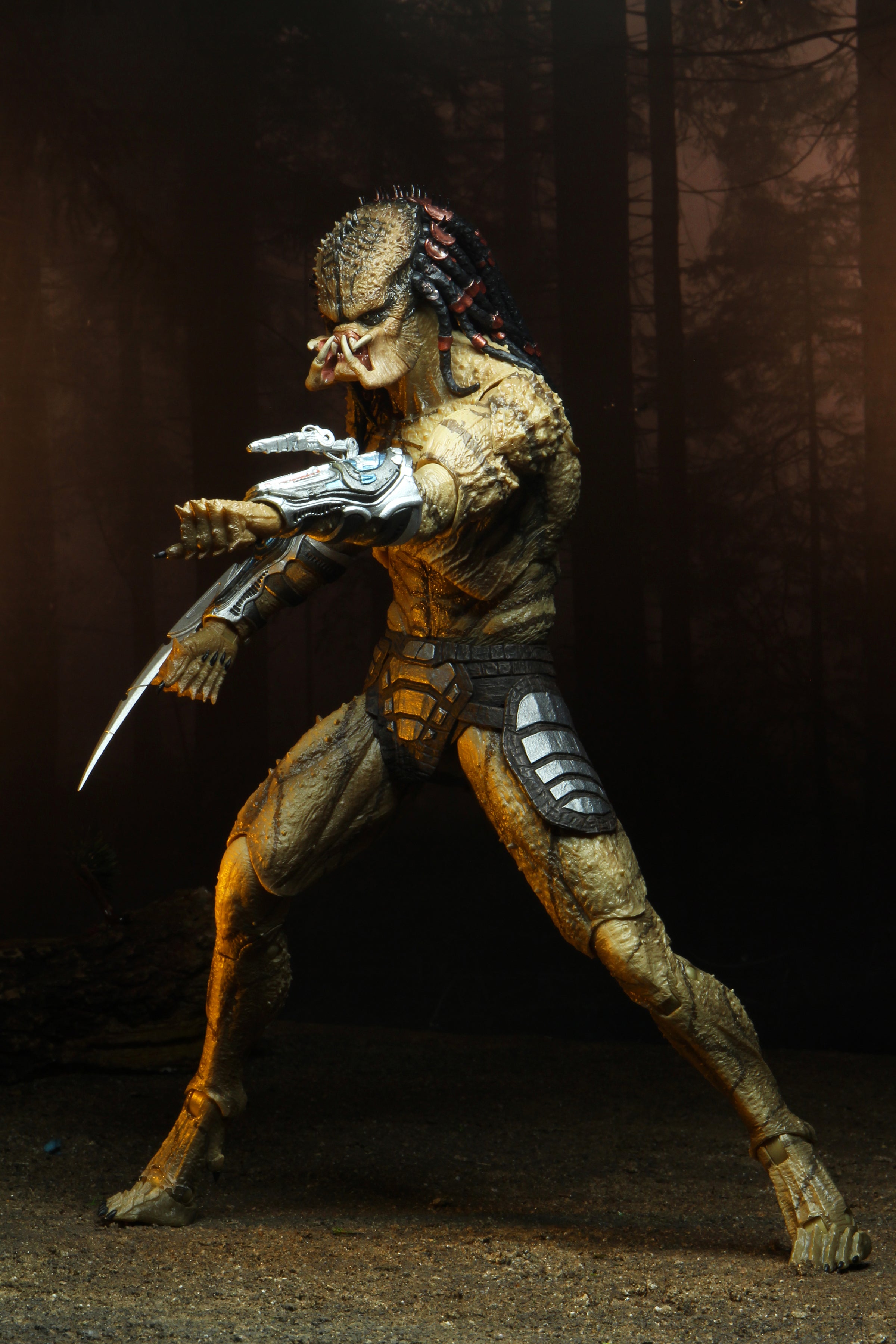 Predator (2018) - 7" Scale Action Figure - Deluxe Ultimate Assassin Predator (Unarmored) - NECA