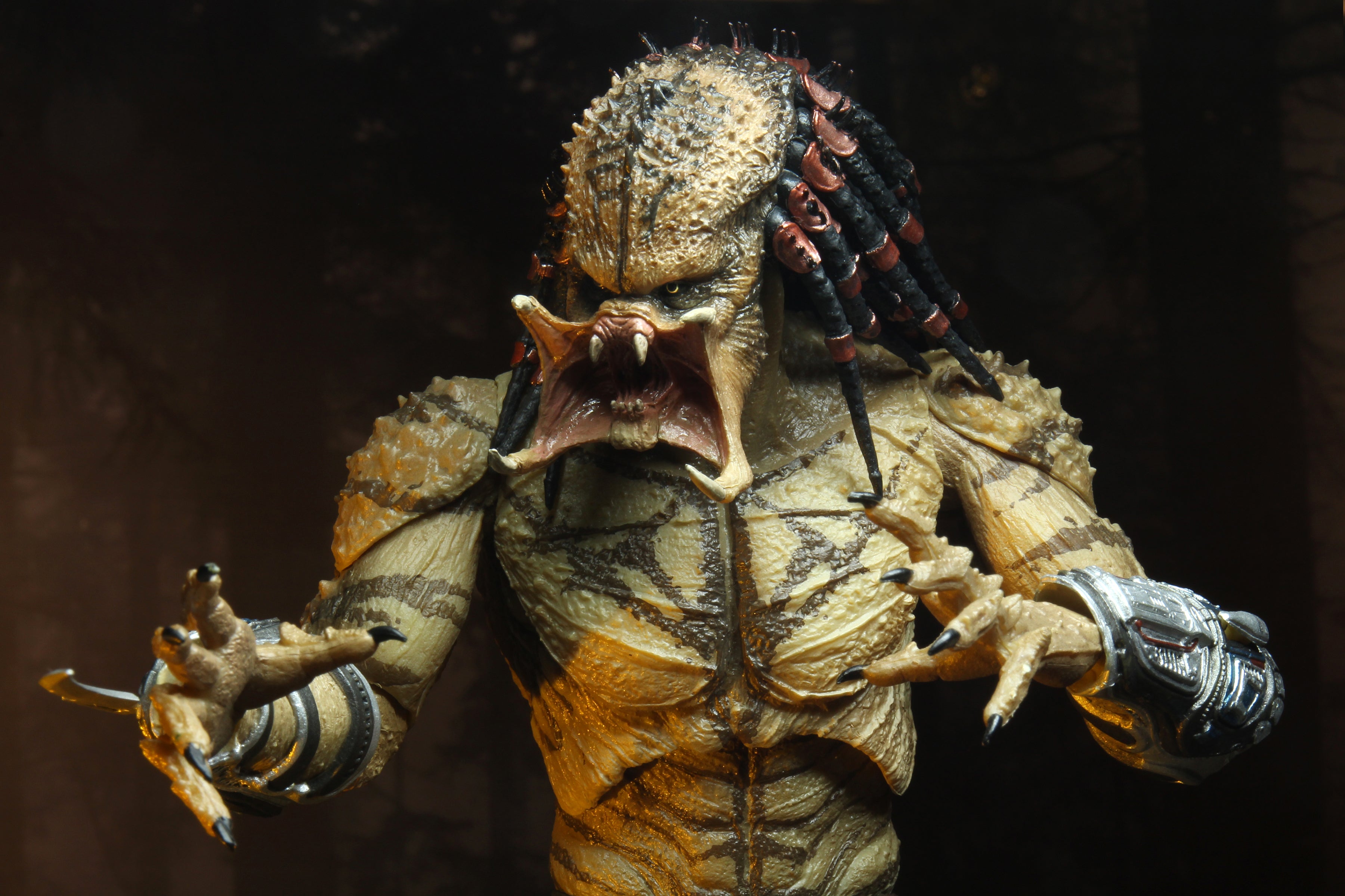 Predator (2018) - 7" Scale Action Figure - Deluxe Ultimate Assassin Predator (Unarmored) - NECA