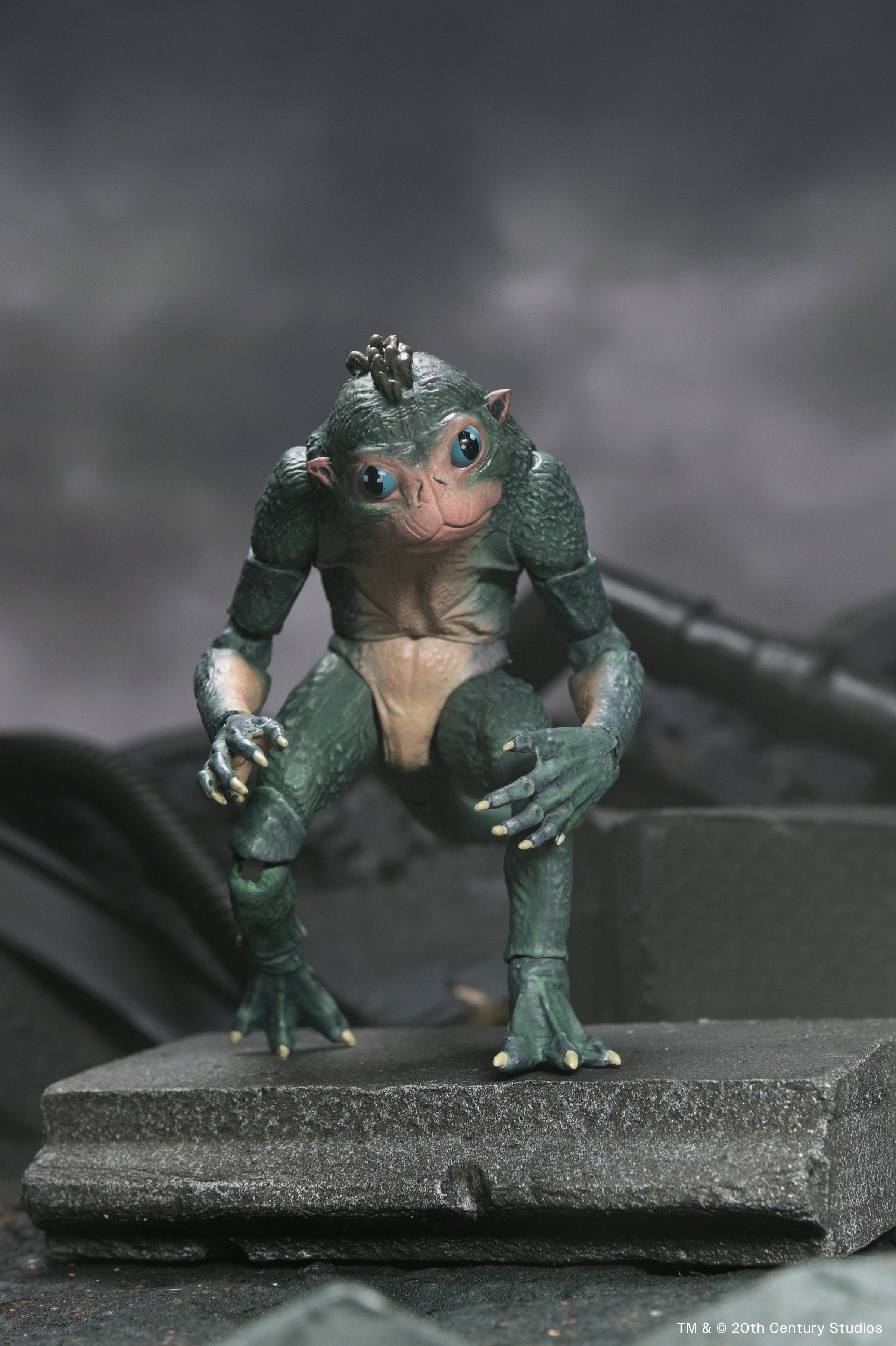 Predator: Badlands - Ultimate Thia & Bud 7" Scale Action Figures on the NECA Store - Featuring Bud