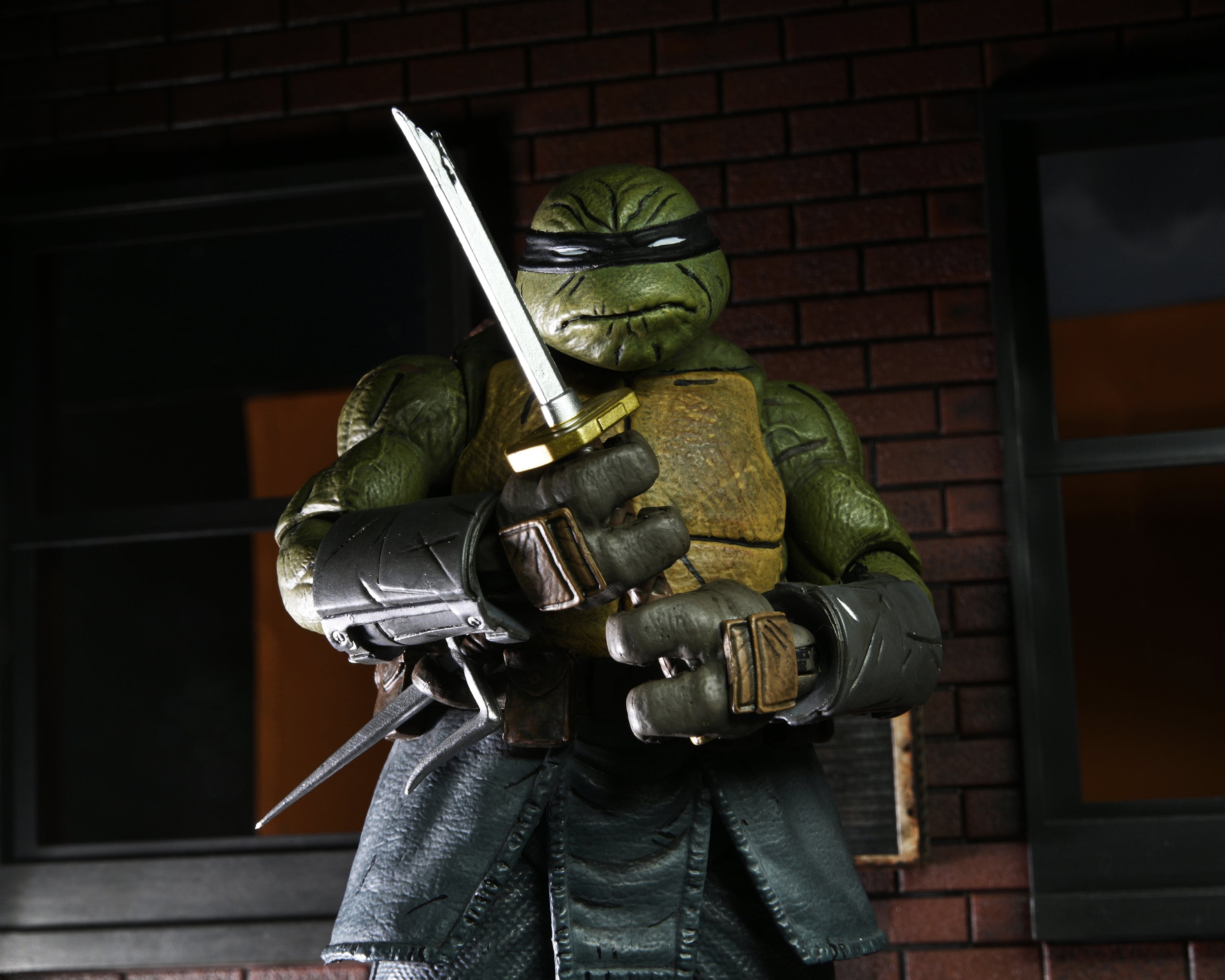 Teenage Mutant Ninja Turtles (The Last Ronin) Ultimate 7” Figure (Unarmored) - NECA