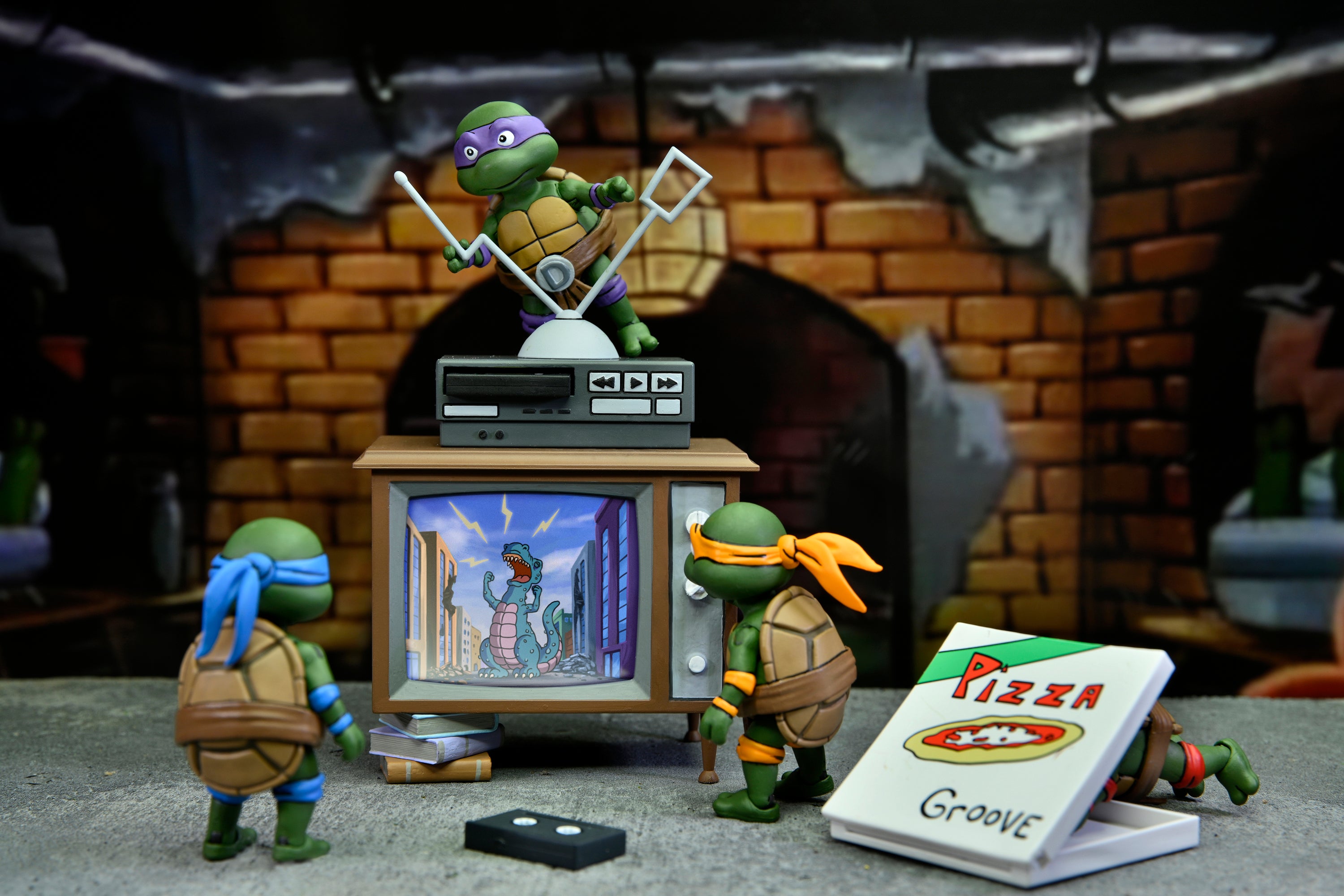 Teenage Mutant Ninja Turtles (Cartoon) – 7” Scale Accessory Set - NECA