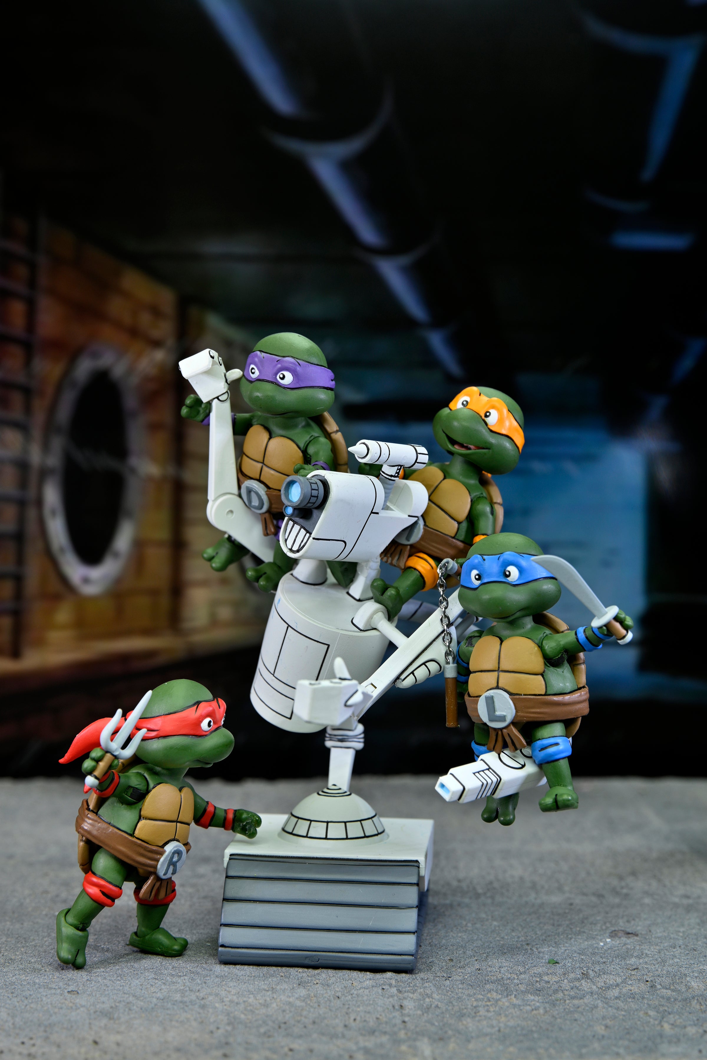 Teenage Mutant Ninja Turtles (Cartoon) – 7” Scale Accessory Set - NECA