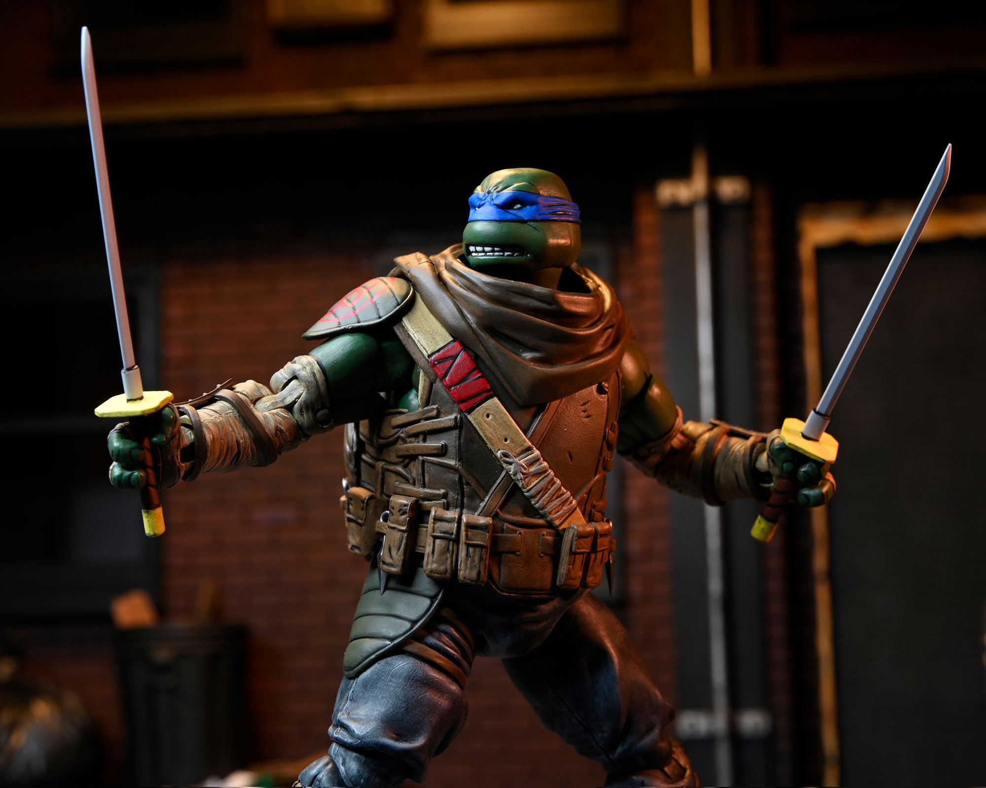 TMNT (The Last Ronin) - Ultimate Leonardo 7&quot; Scale Action Figure