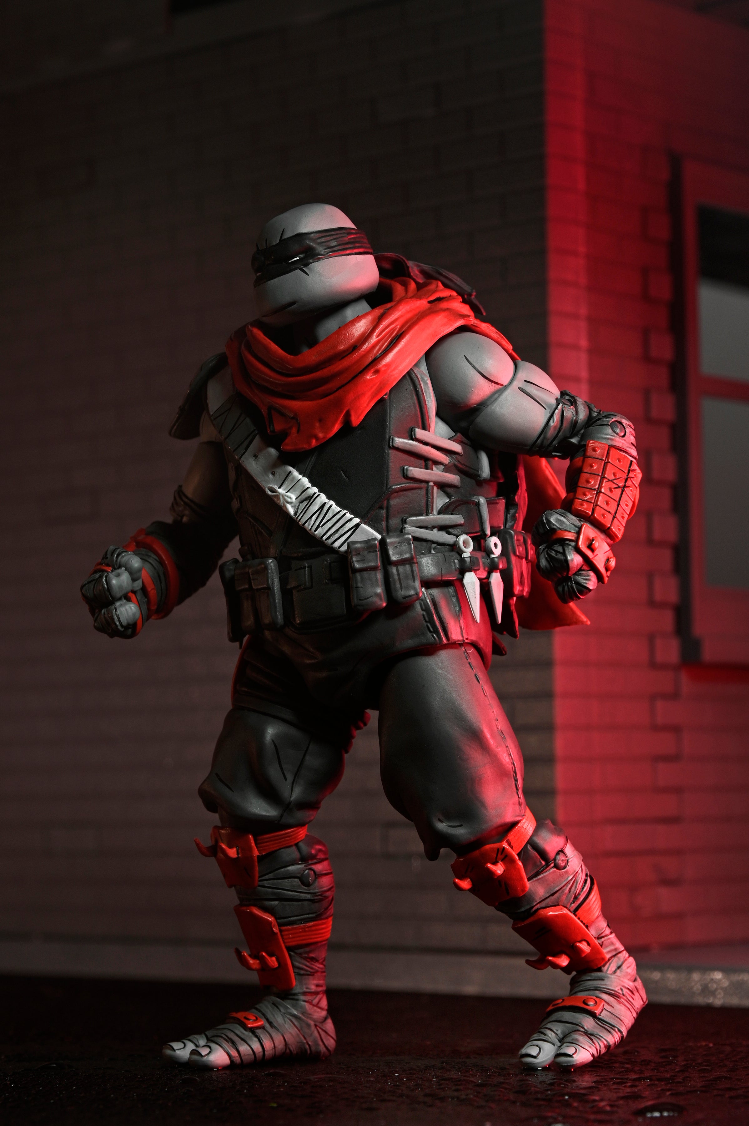 Teenage Mutant Ninja Turtles (The Last Ronin - The Lost Years) - Nightwatcher Leonardo 7” Scale Action Figure