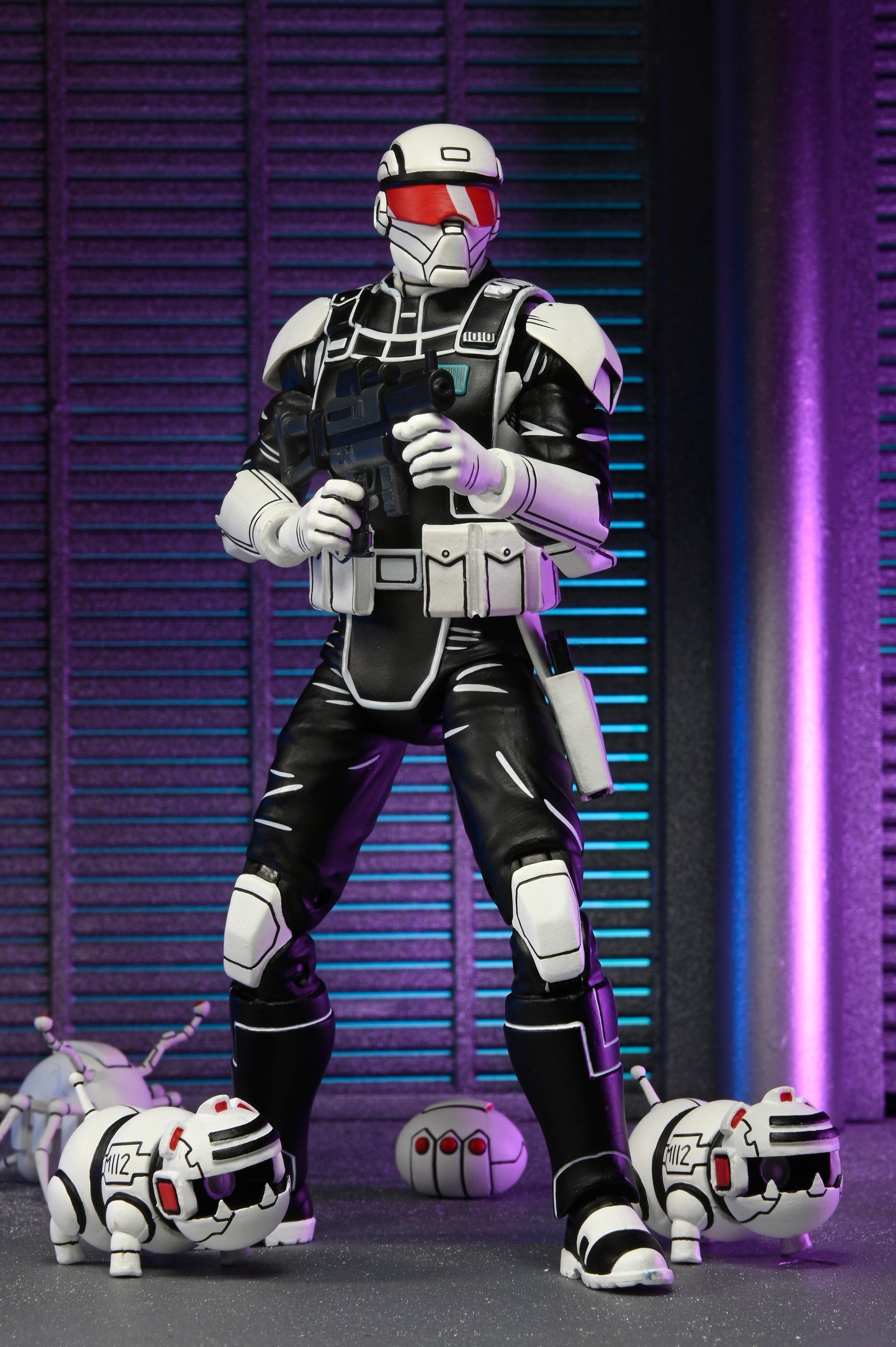 Teenage Mutant Ninja Turtles (The Last Ronin) - Synja Commando and Mousers 7" Scale Action Figure - NECA