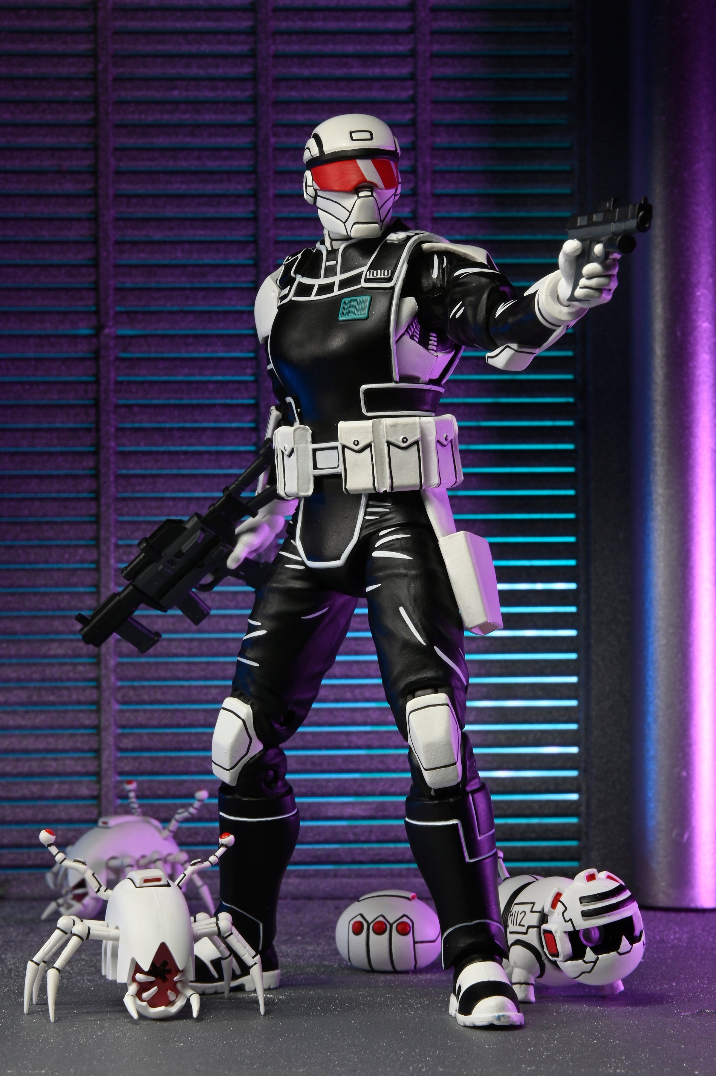 Teenage Mutant Ninja Turtles (The Last Ronin) - Synja Commando and Mousers 7" Scale Action Figure - NECA