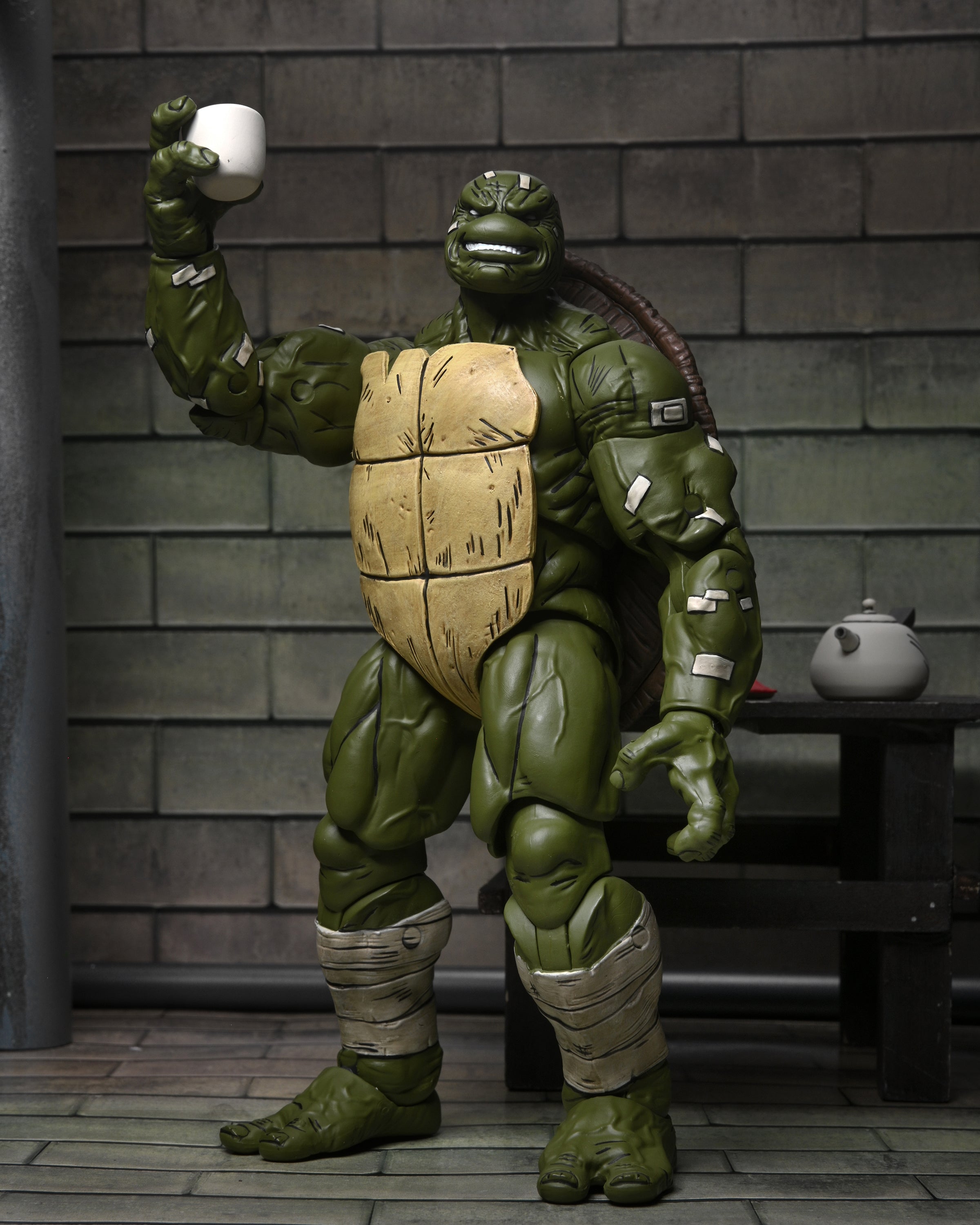 Teenage Mutant Ninja Turtles (The Last Ronin) - 7" Scale Action Figure - Battle Damaged Ronin