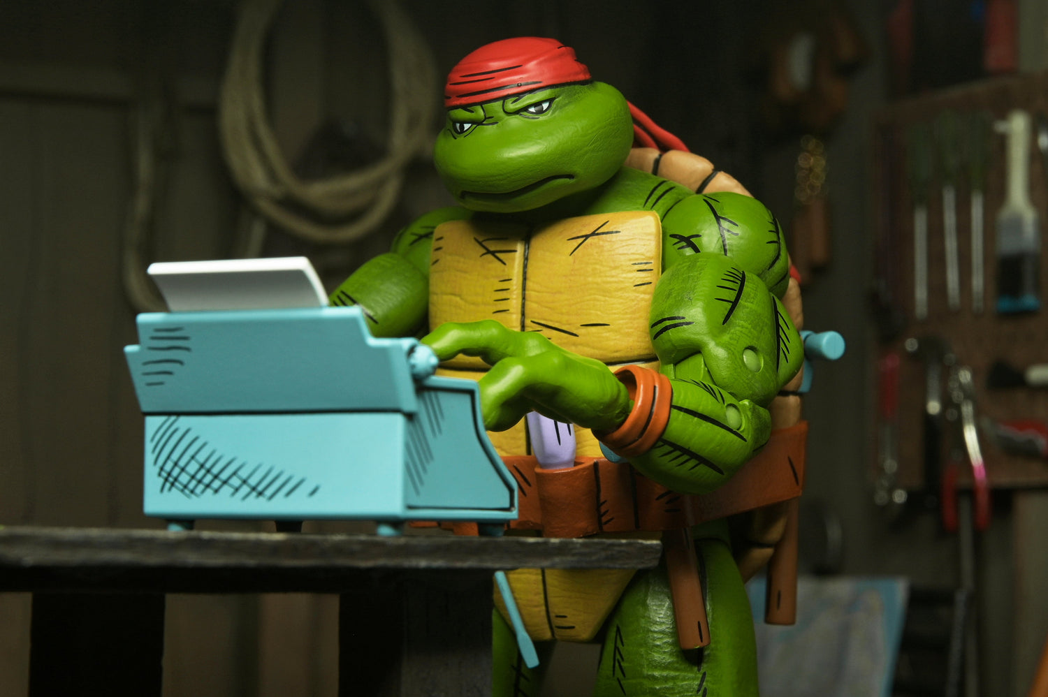 Teenage Mutant Ninja Turtles (Mirage Comics) - Handyman Donatello 7" Scale Action Figure - NECA