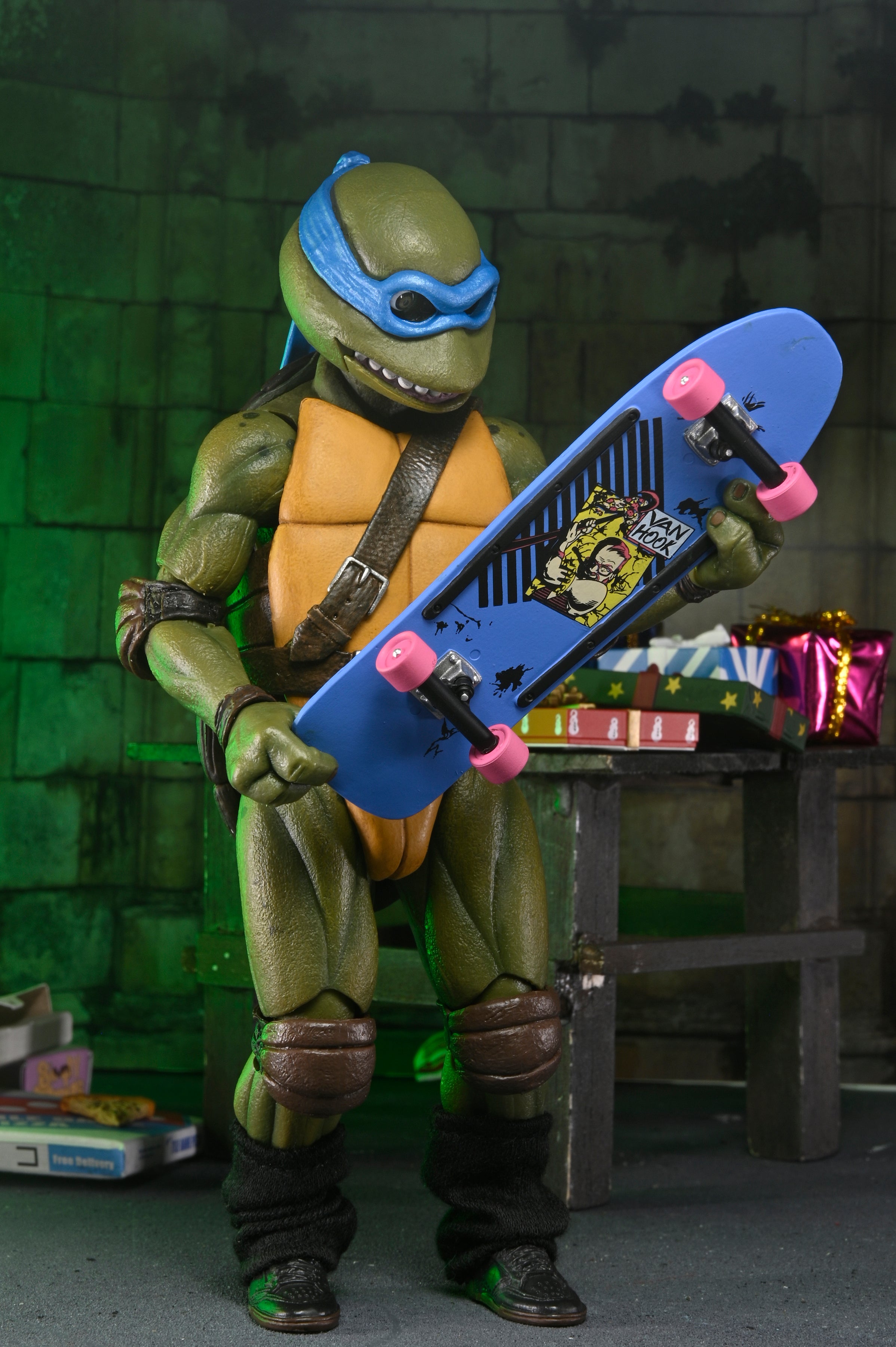 Teenage Mutant Ninja Turtles (1990 Movie) - Dimension X-Mas Vacation 7" Scale Action Figure 4-Pack - NECA