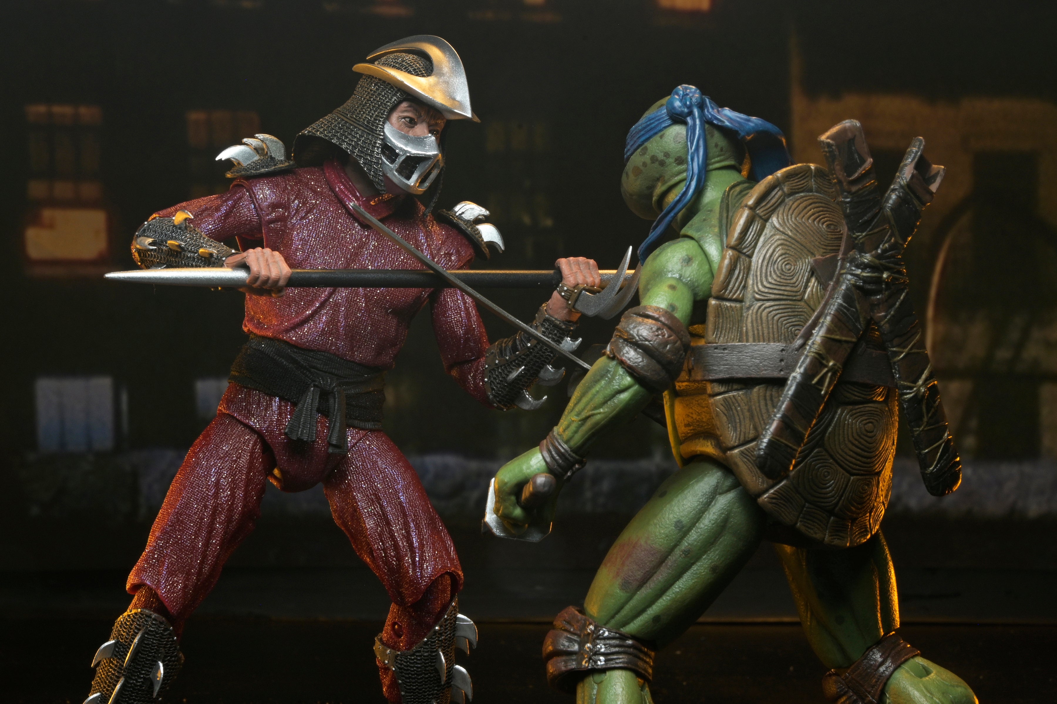 Teenage Mutant Ninja Turtles (1990 Movie) - Rooftop Battle Leonardo vs. Shredder 7" Scale Action Figure (2-Pack)
