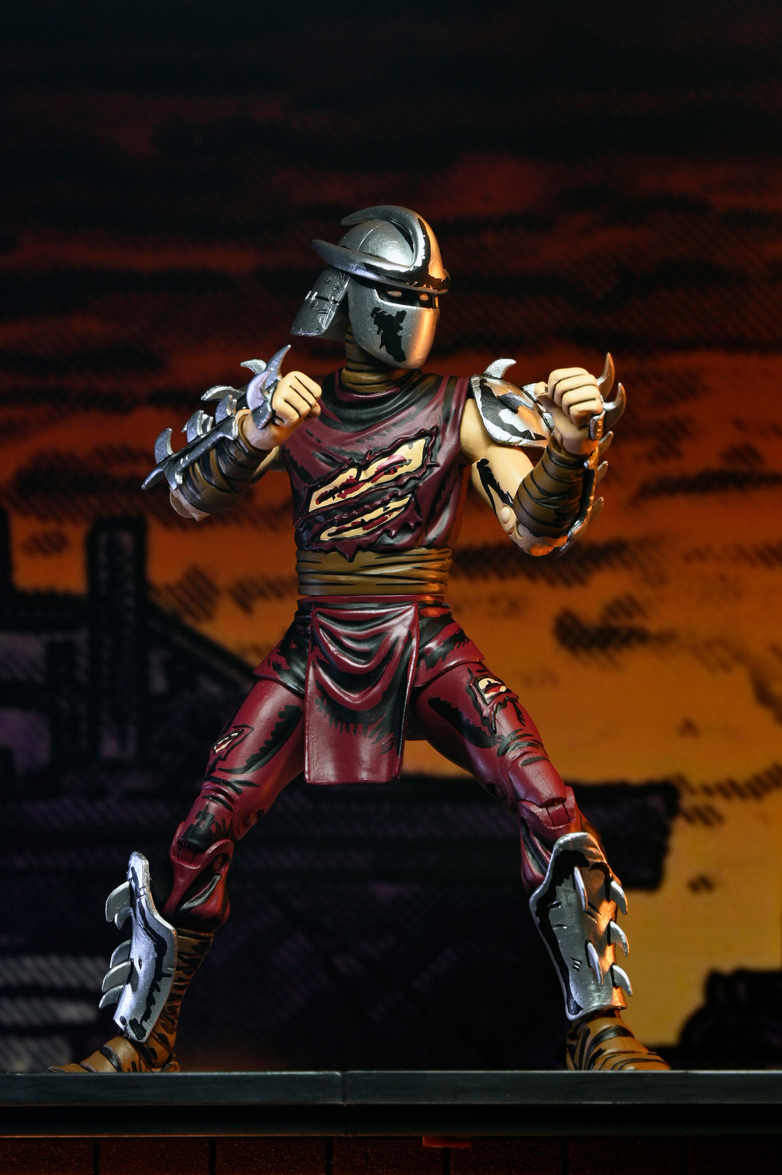 Teenage Mutant Ninja Turtles (Mirage Comics) - Battle-Damaged Shredder 7" Scale Action Figure (Classic Colors) - NECA
