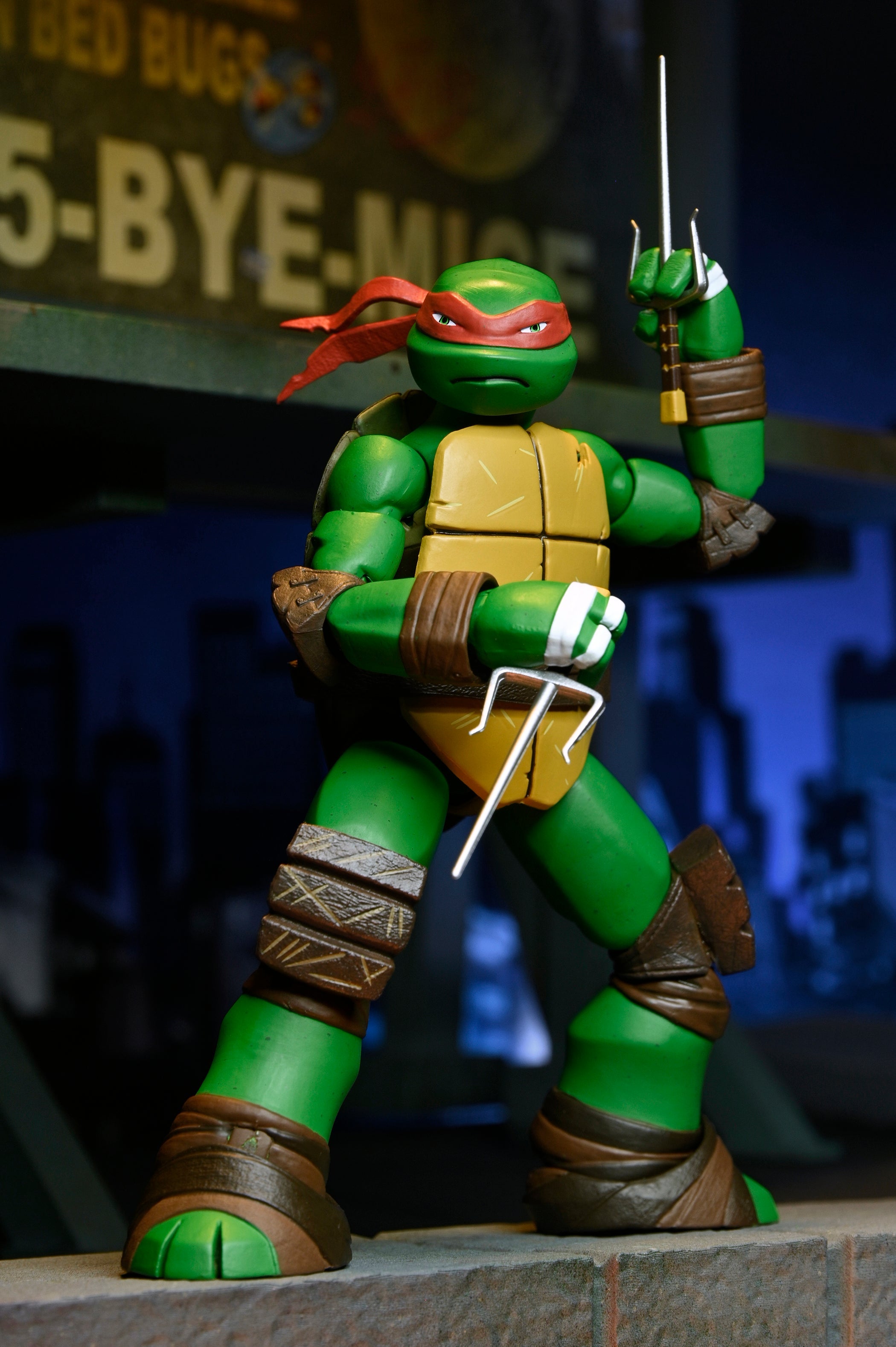 Teenage Mutant Ninja Turtles (2012 Cartoon) - Ultimate Raphael 7" Scale Action Figure - NECA