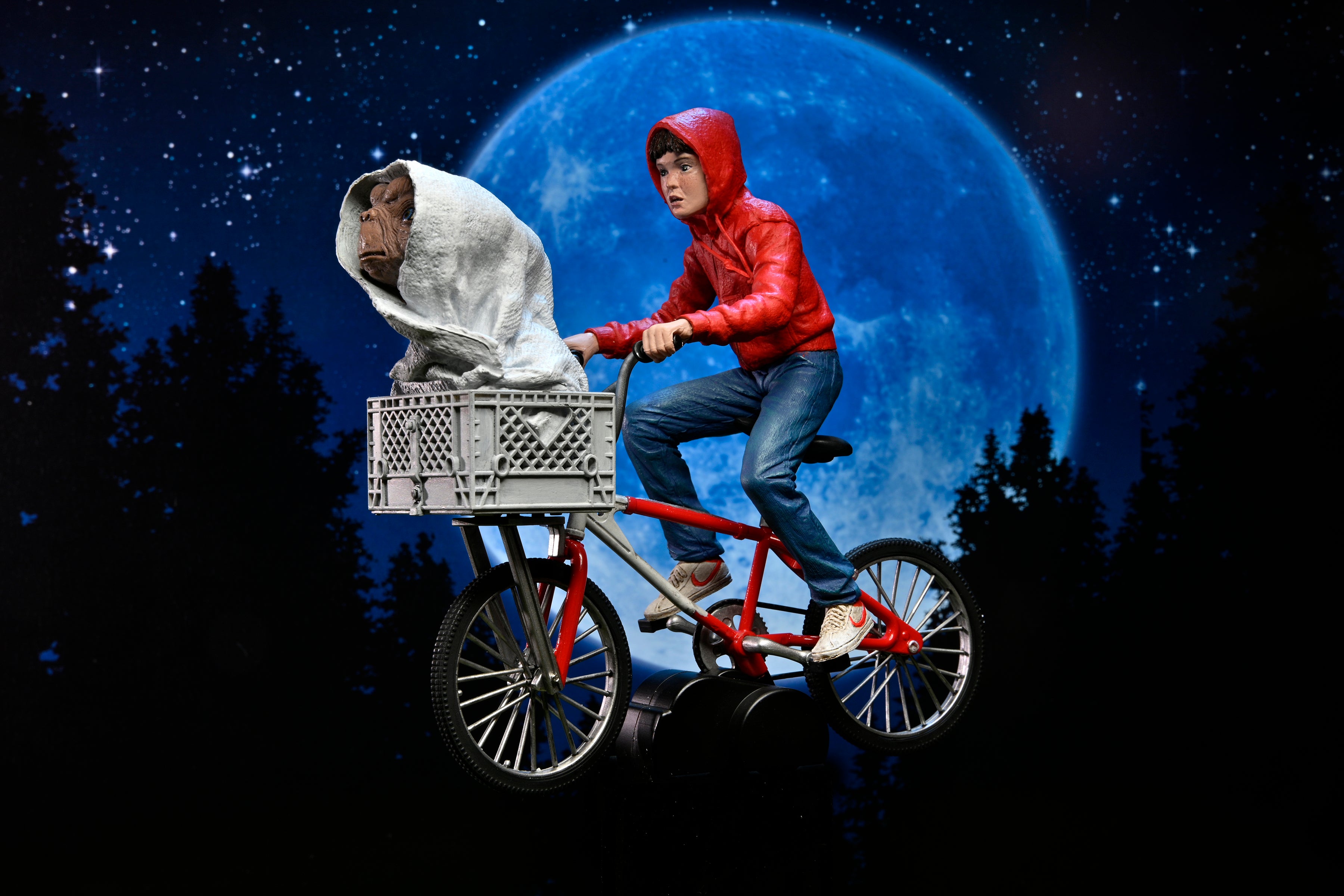 E.T. The Extra-Terrestrial - Elliott &amp; E.T. on Bicycle (40th Anniversary) 7&quot; Scale Action Figure - NECA