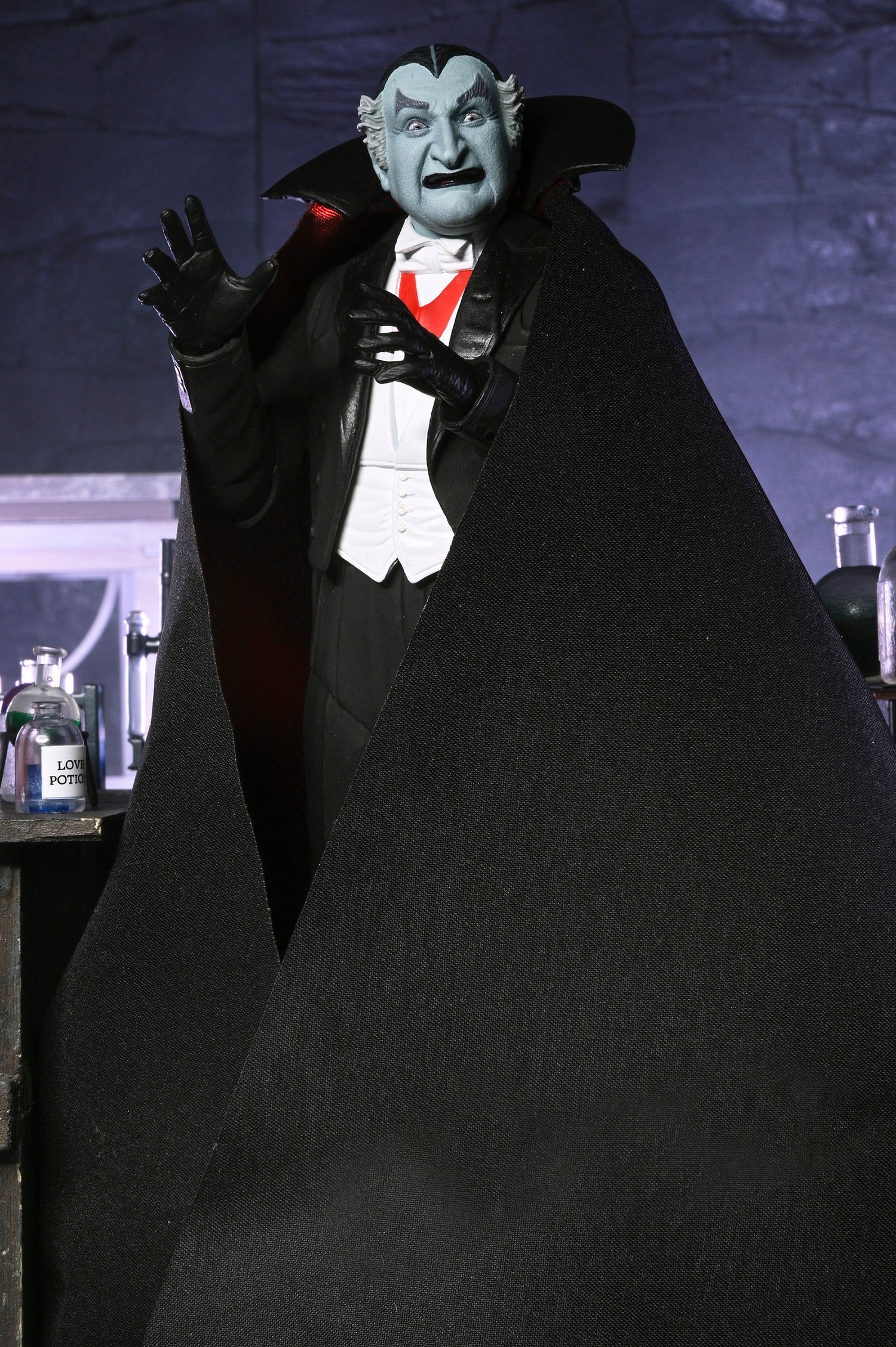 The Munsters (TV Series) - Ultimate Grandpa Munster 7” Scale Action Figure - NECA