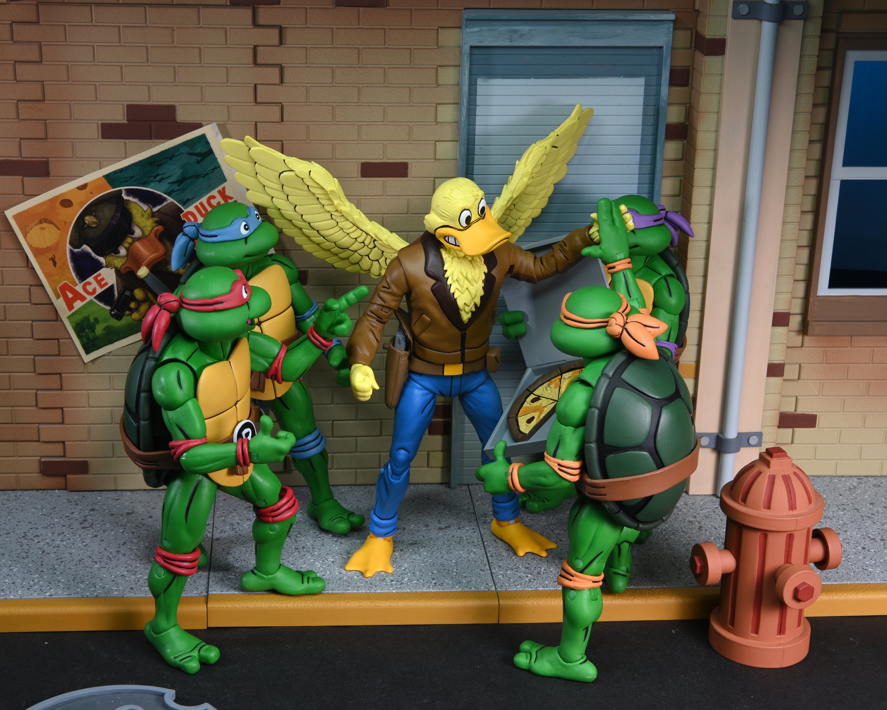 Teenage Mutant Ninja Turtles (Cartoon) – TMNT Cartoon Street Scene Diorama (Re-Release) - NECA