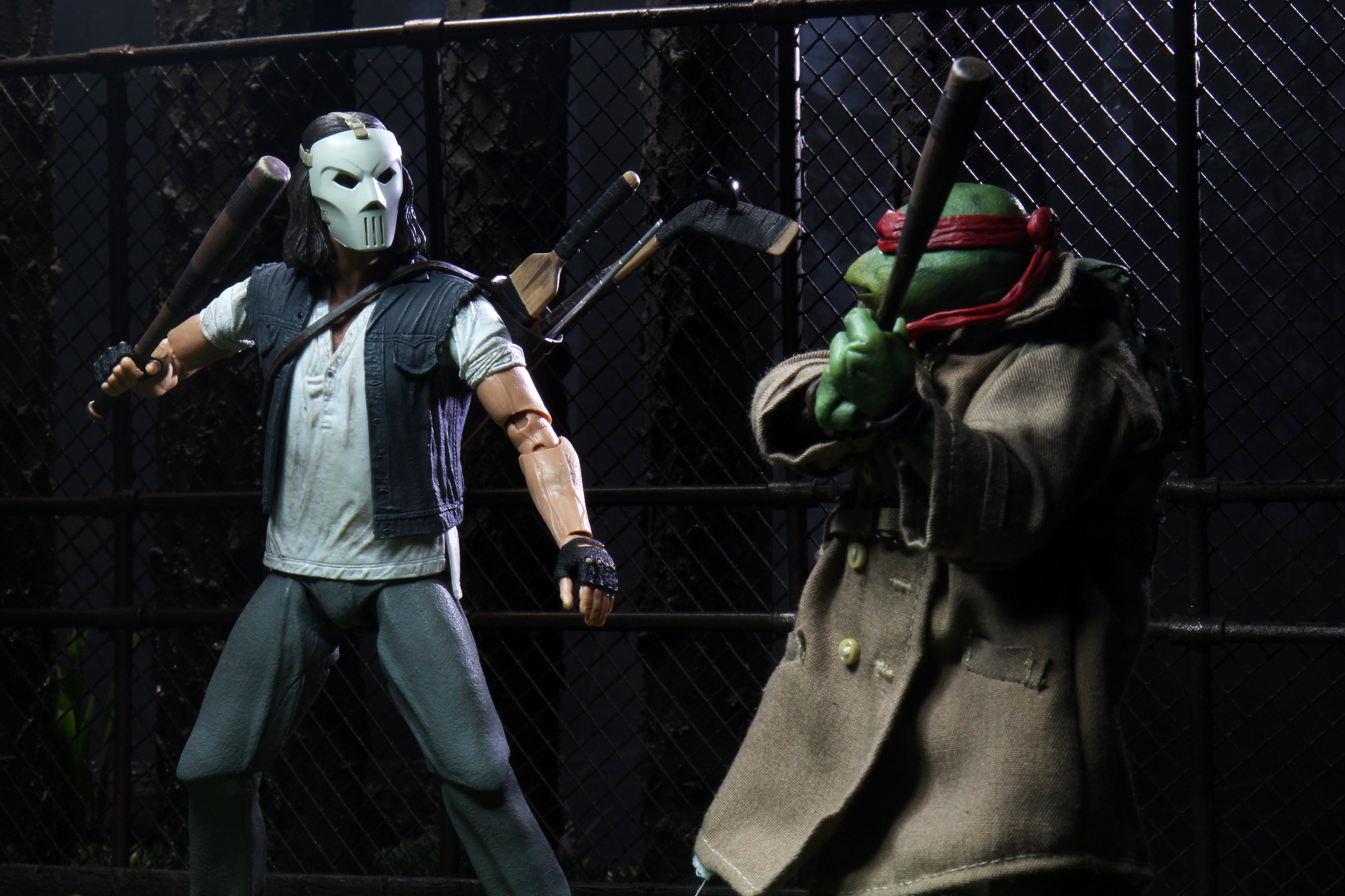 Teenage Mutant Ninja Turtles (1990 Movie) - Casey Jones & Raphael in Disguise 7" Scale Action Figure 2 Pack - NECA