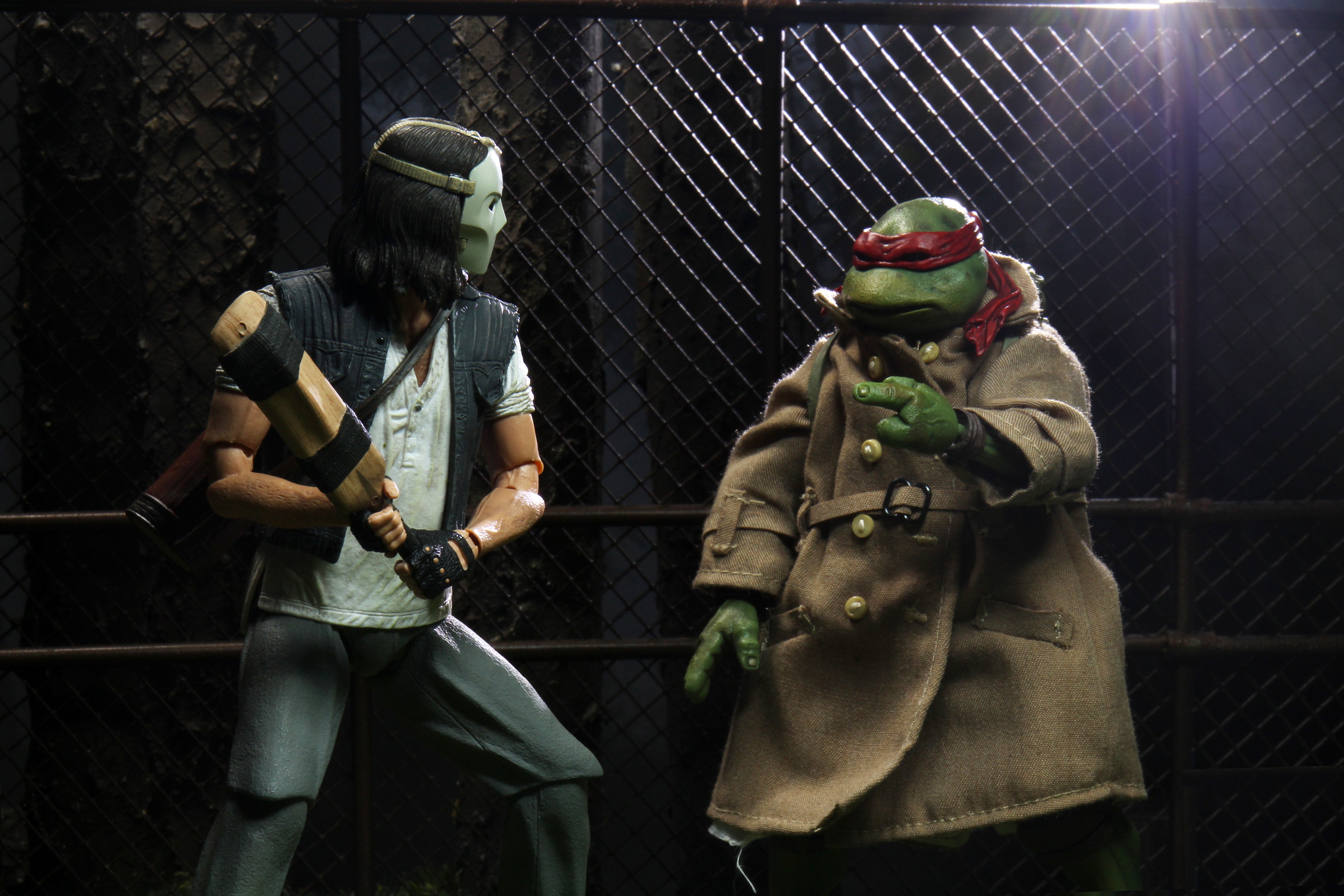 Teenage Mutant Ninja Turtles (1990 Movie) - Casey Jones & Raphael in Disguise 7" Scale Action Figure 2 Pack - NECA