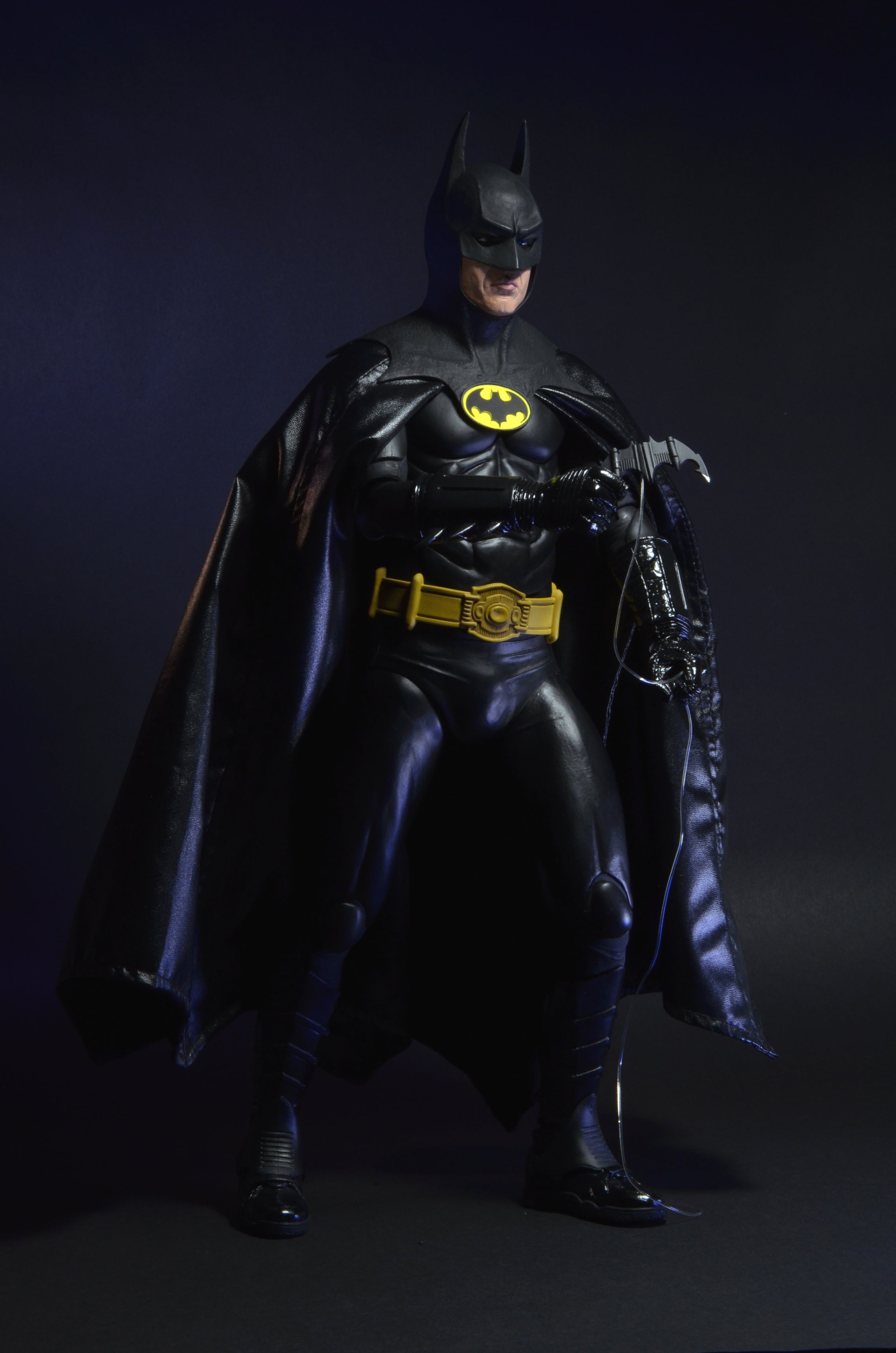 Batman Returns - 1/4 Scale Action Figure - Batman (Michael Keaton) - NECA