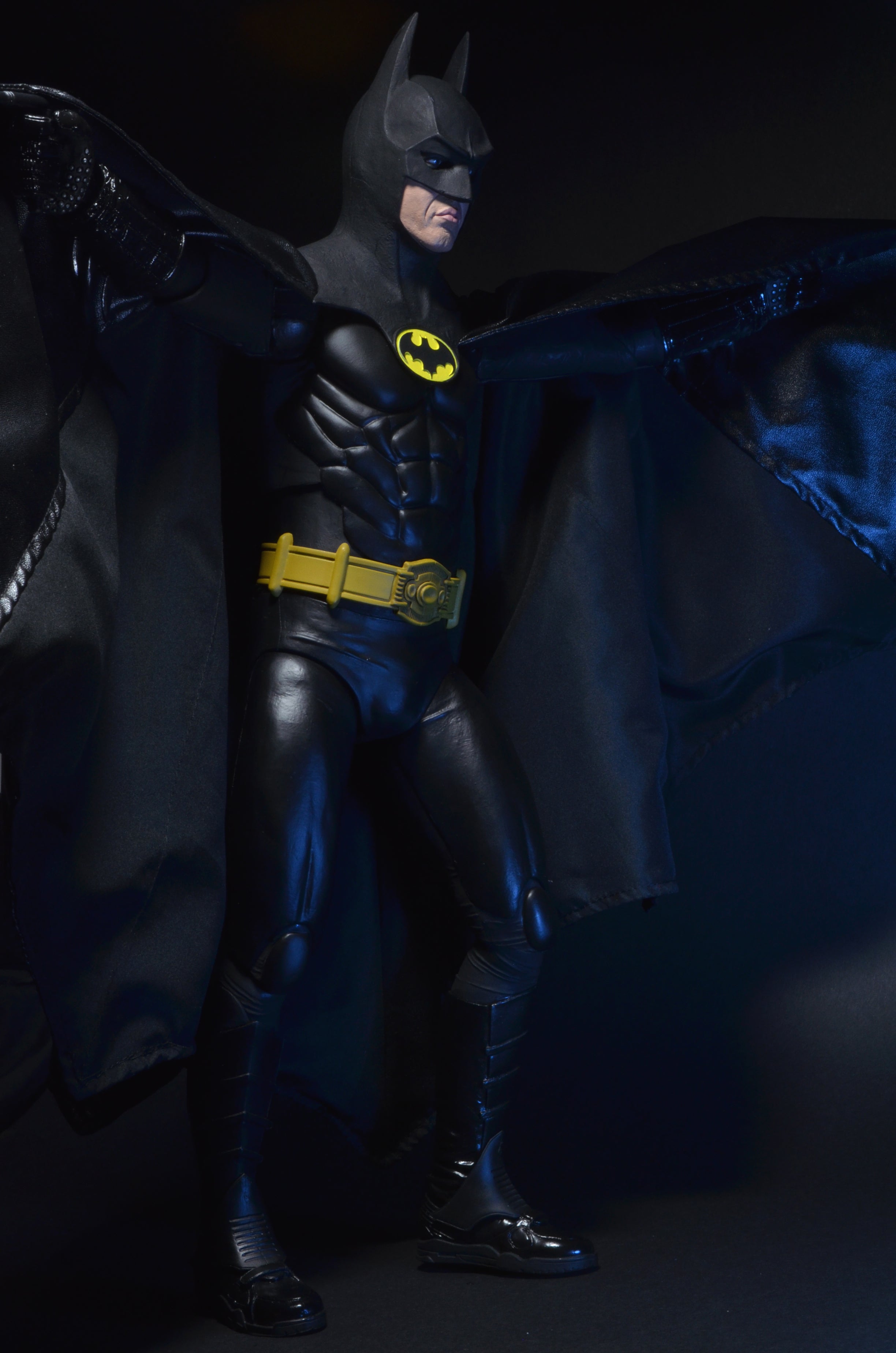 Batman Returns - 1/4 Scale Action Figure - Batman (Michael Keaton) - NECA