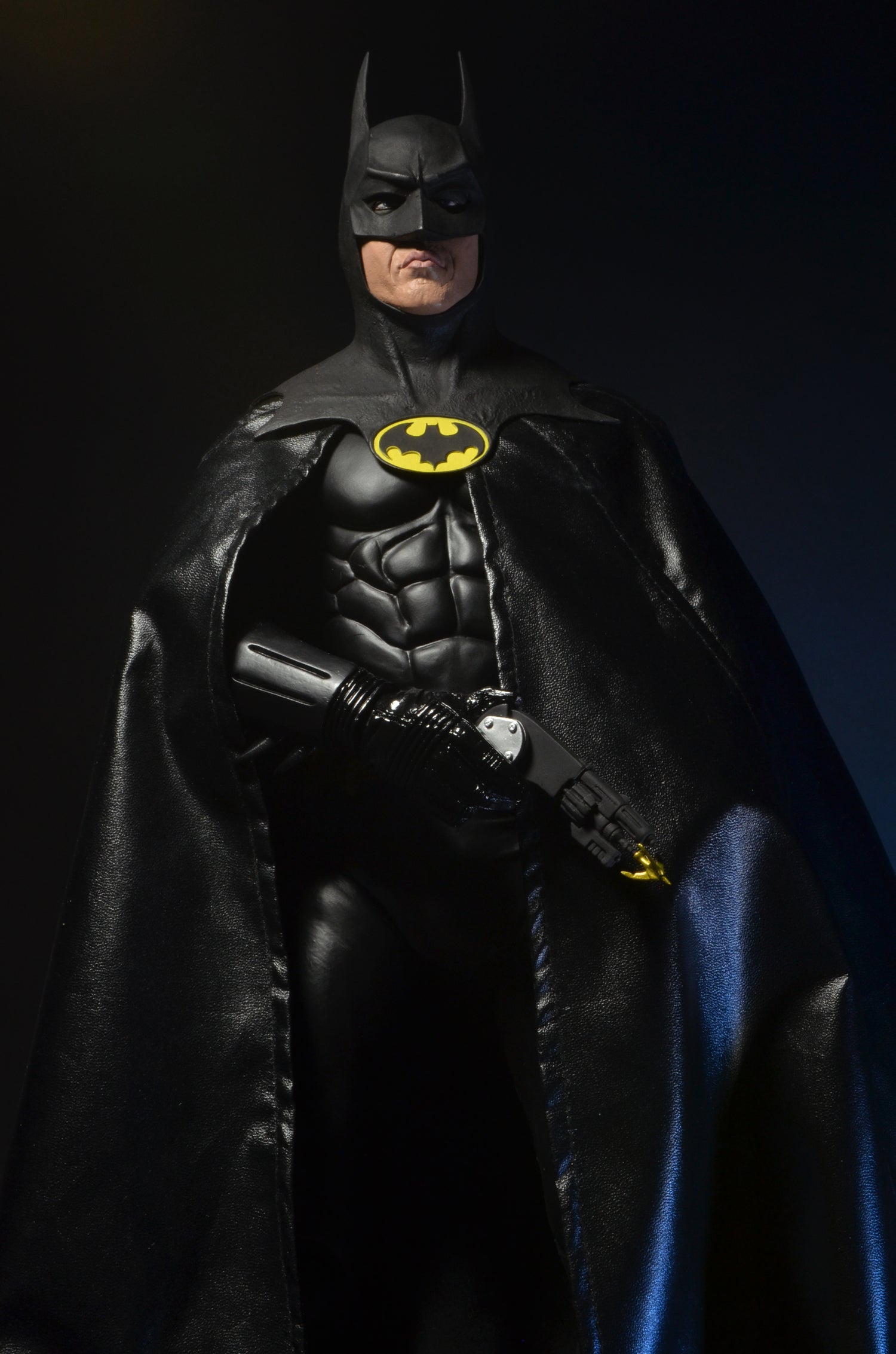 Batman Returns - 1/4 Scale Action Figure - Batman (Michael Keaton) - NECA