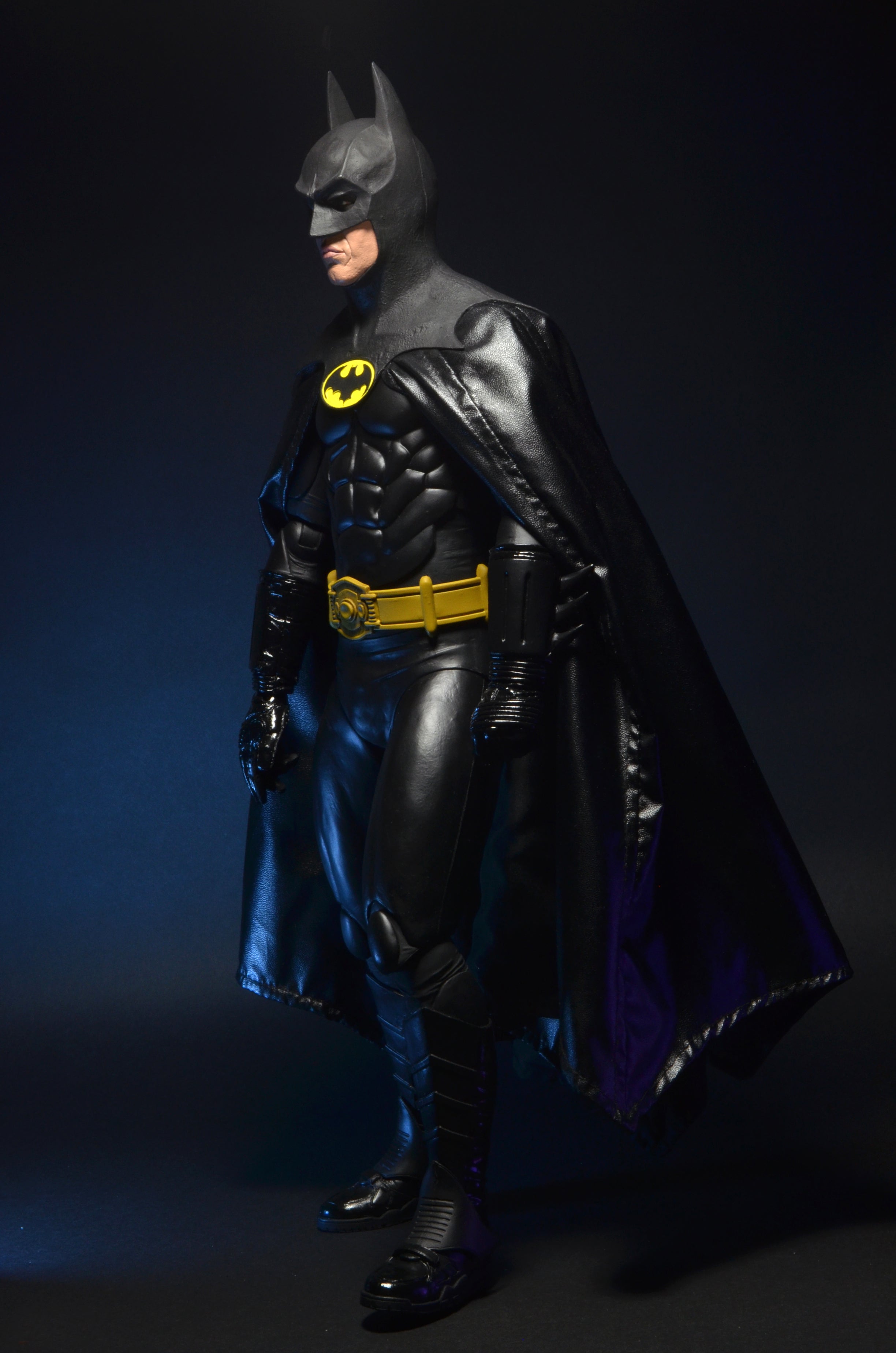 Batman Returns - 1/4 Scale Action Figure - Batman (Michael Keaton) - NECA