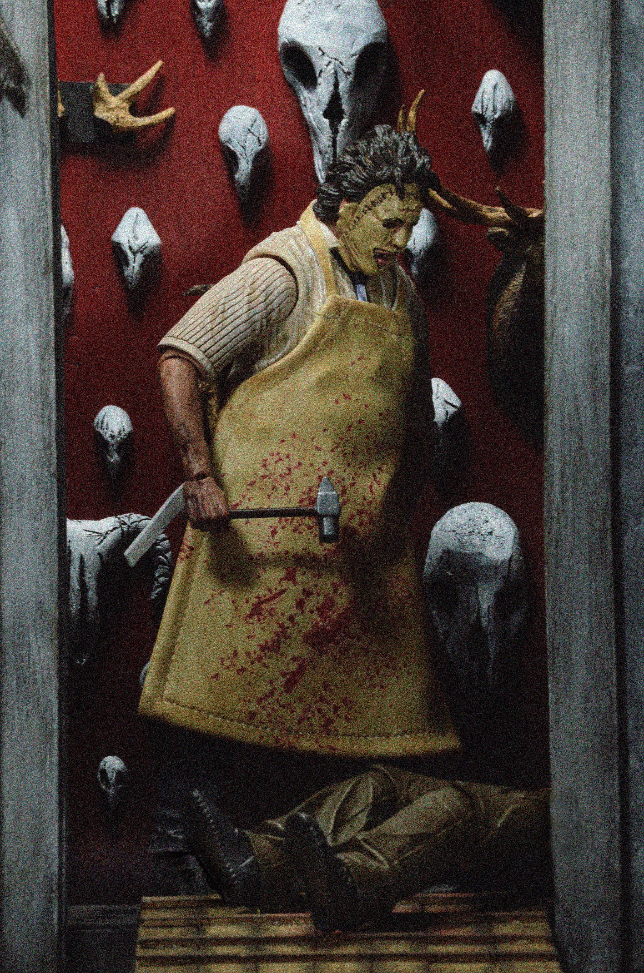 Texas Chainsaw Massacre - Ultimate Leatherface 7" Scale Action Figure