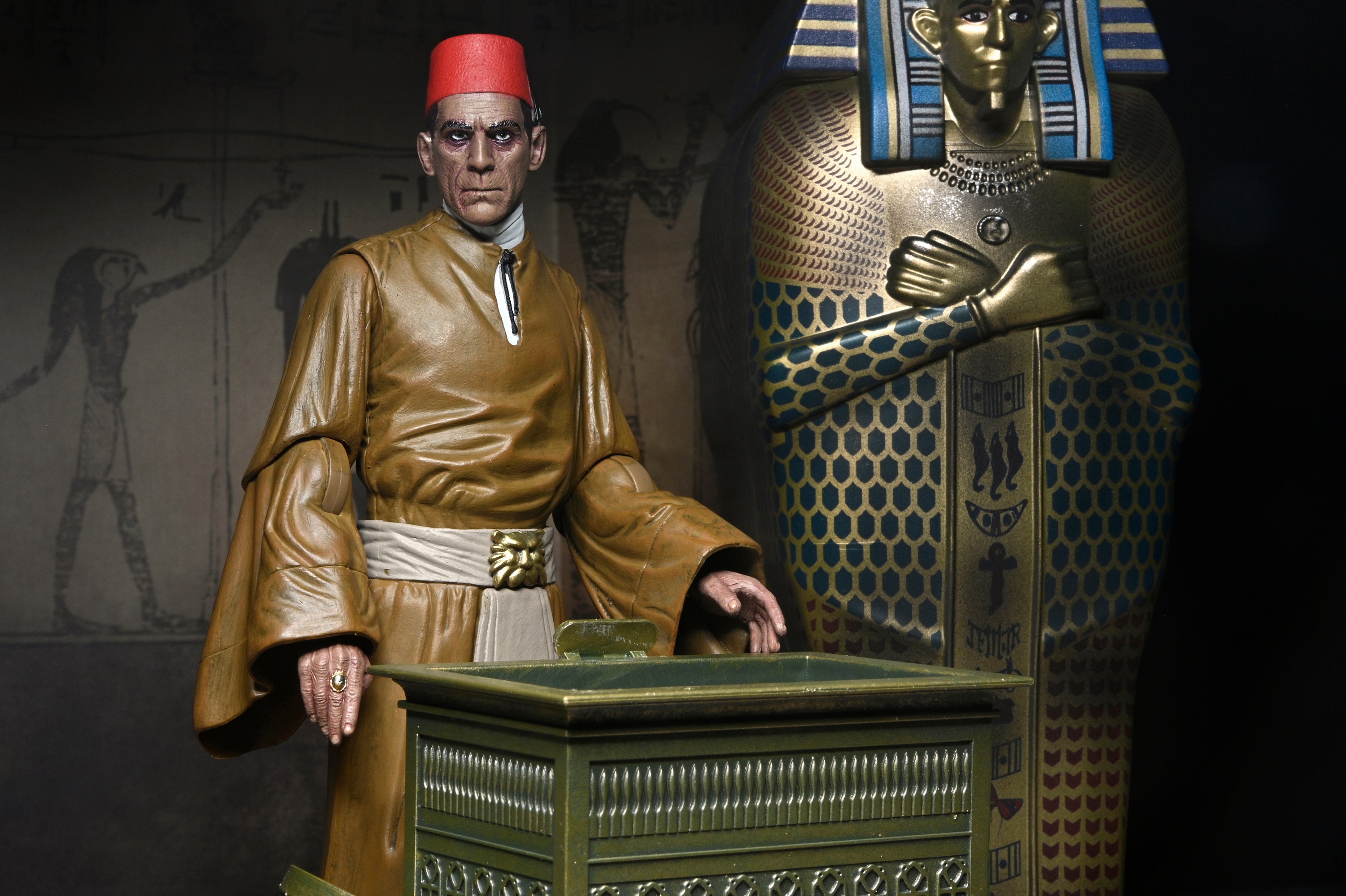 Universal Monsters - The Mummy 7” Scale Accessory Set - NECA