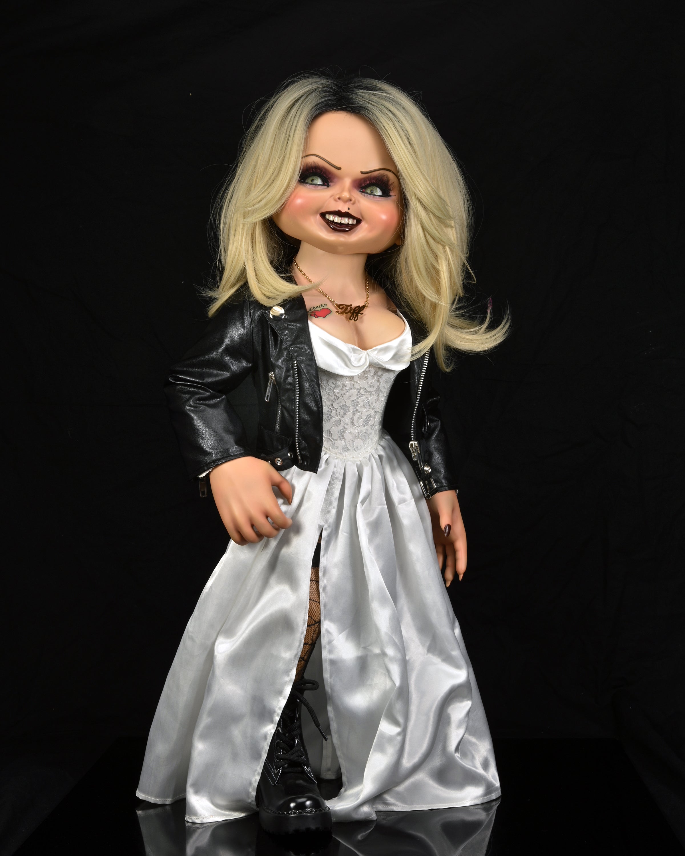 Bride of Chucky life-size replica Tiffany