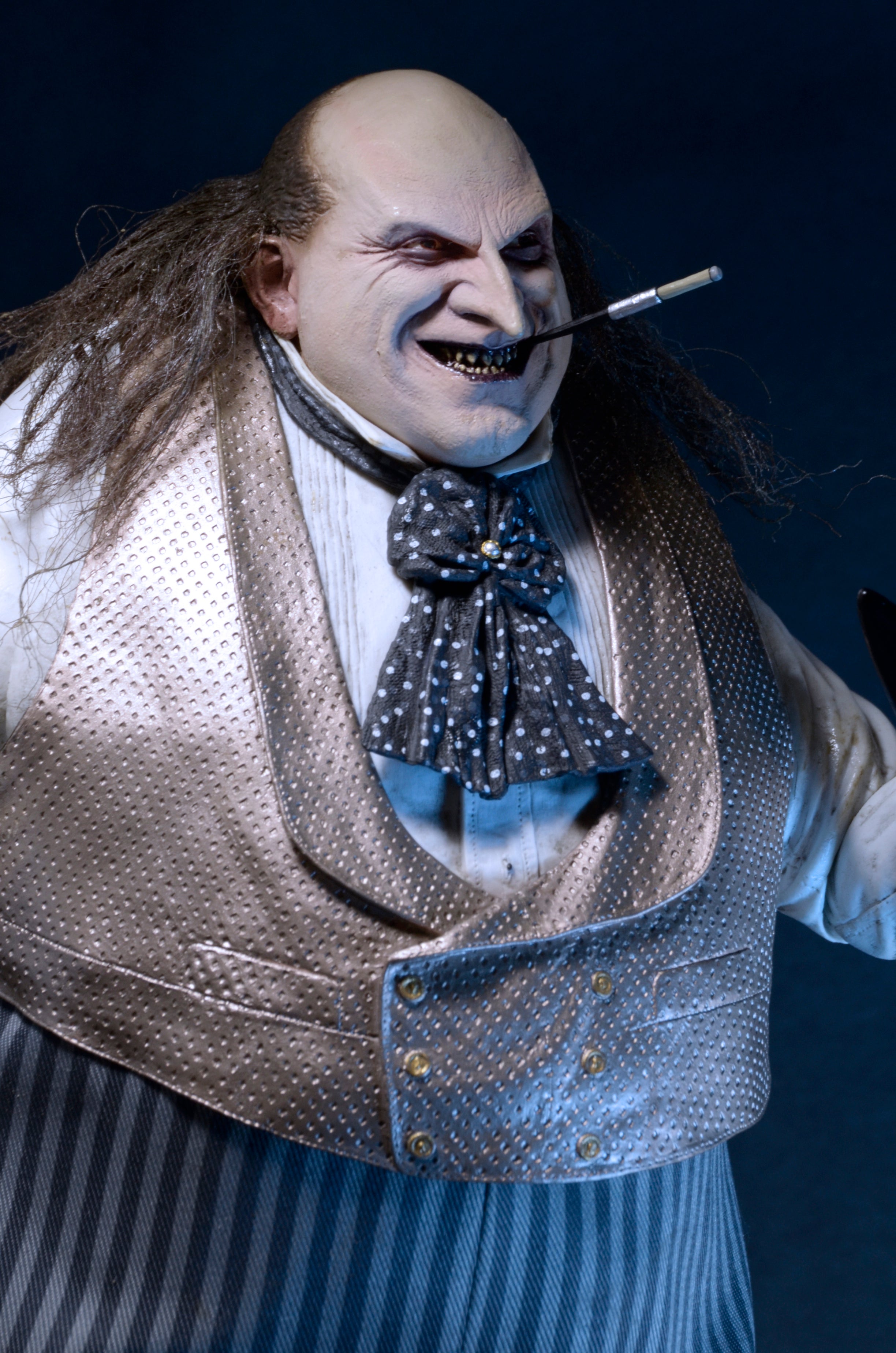 Batman Returns - 1/4 Scale Action Figure - Mayoral Penguin (Danny Devito) - NECA