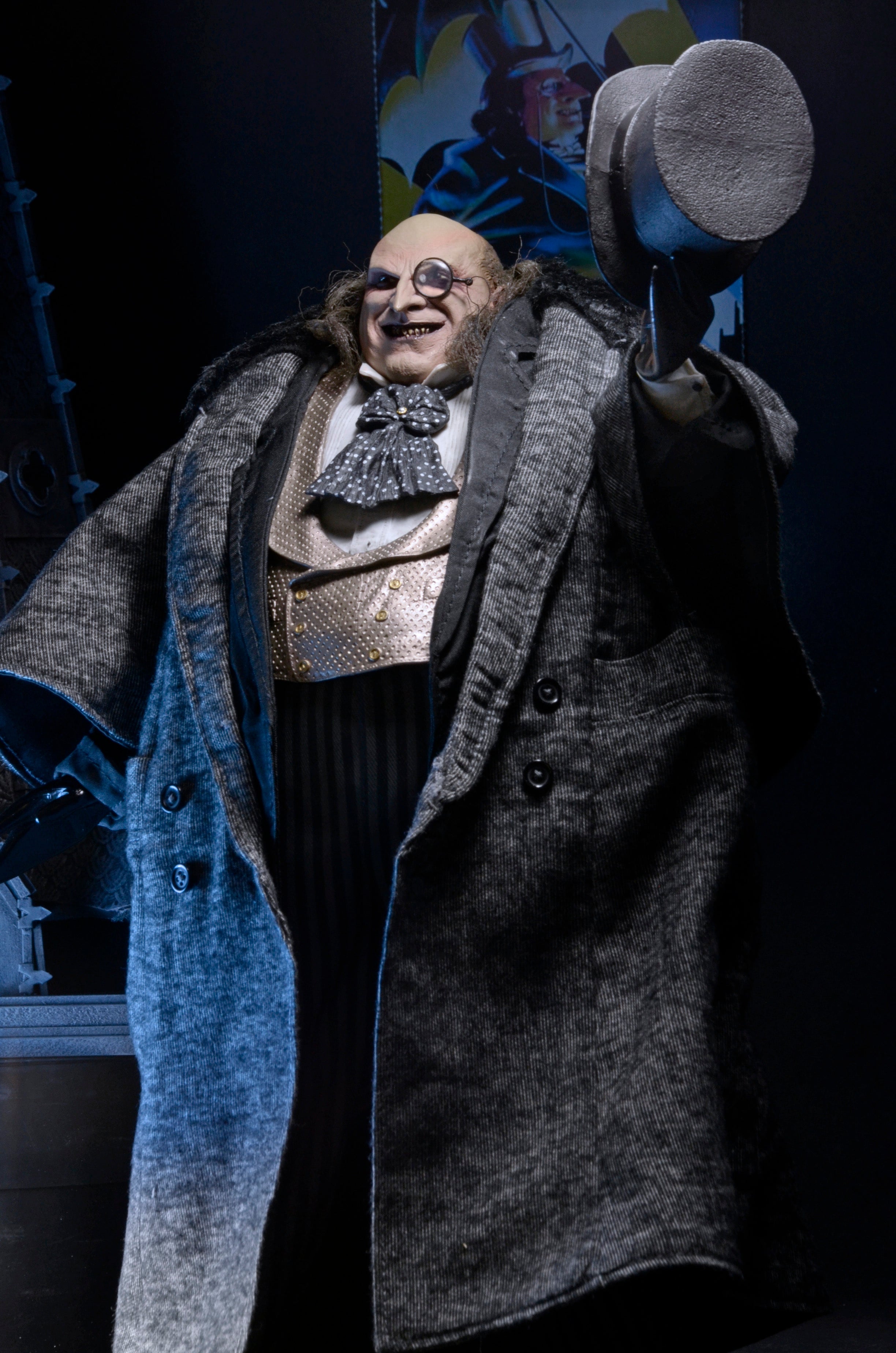 Batman Returns - 1/4 Scale Action Figure - Mayoral Penguin (Danny Devito) - NECA