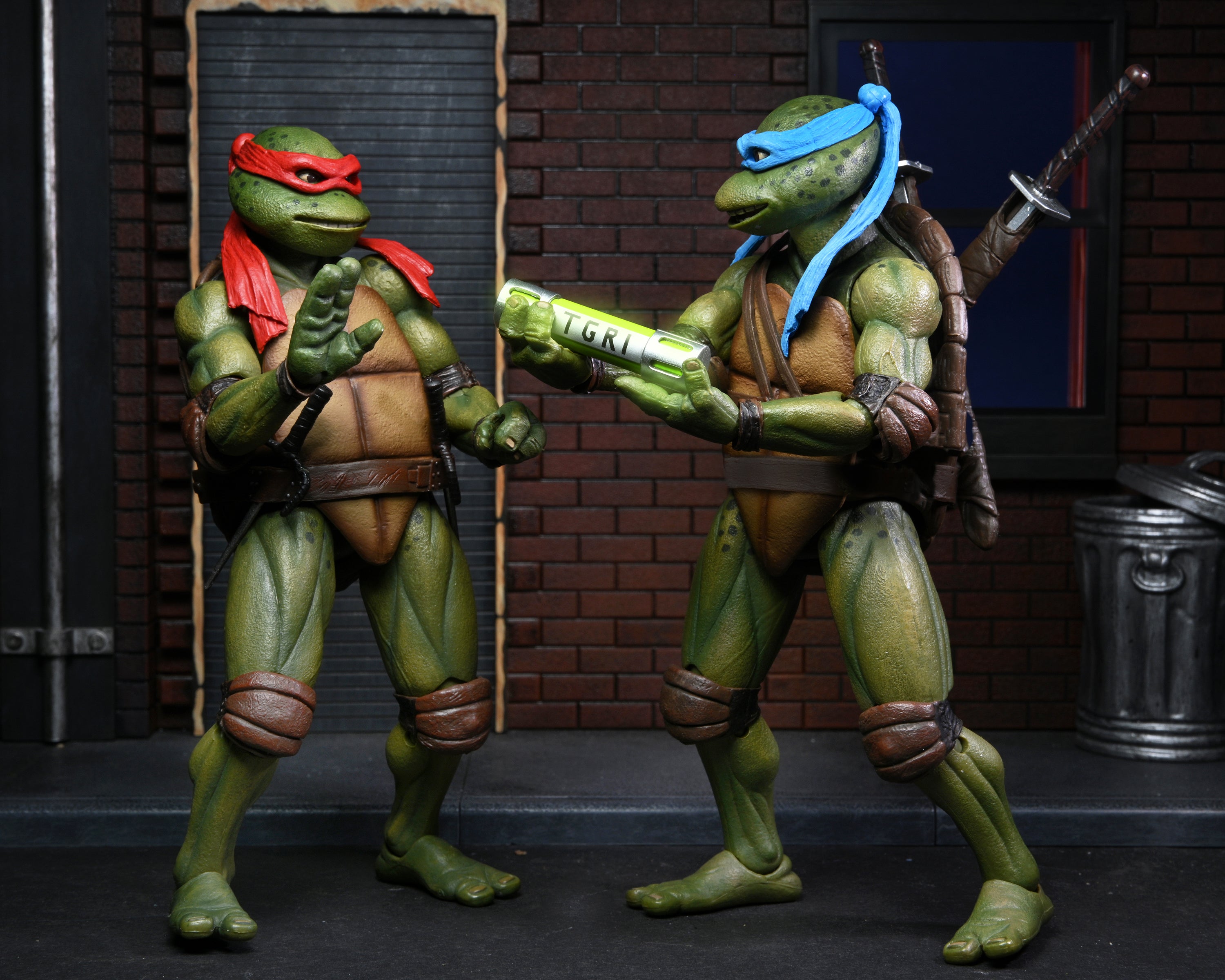 Teenage Mutant Ninja Turtles 2: Secrect of the Ooze - Leonardo & Raphael 7" Scale Action Figure (2 Pack)