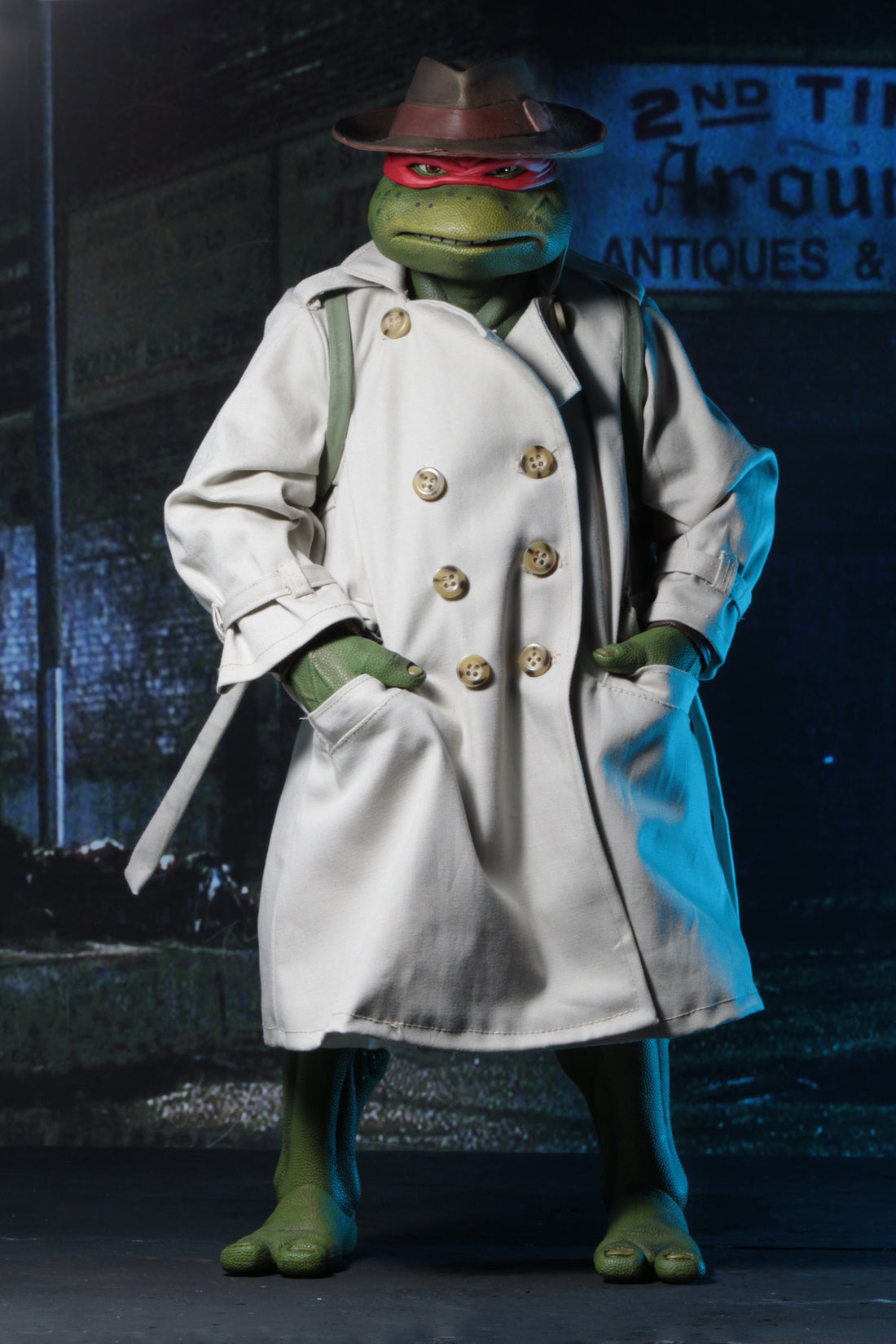 Teenage Mutant Ninja Turtles (1990 Movie) – Raphael (Disguise) 1/4 Scale Action Figure