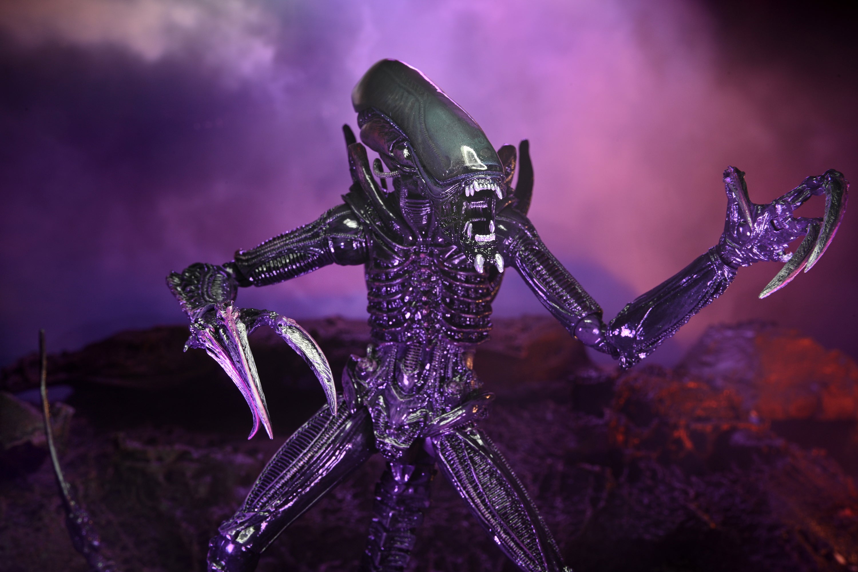 Alien vs Predator - Razor Claws Alien (Movie Deco) 7" Scale Action Figure - NECA