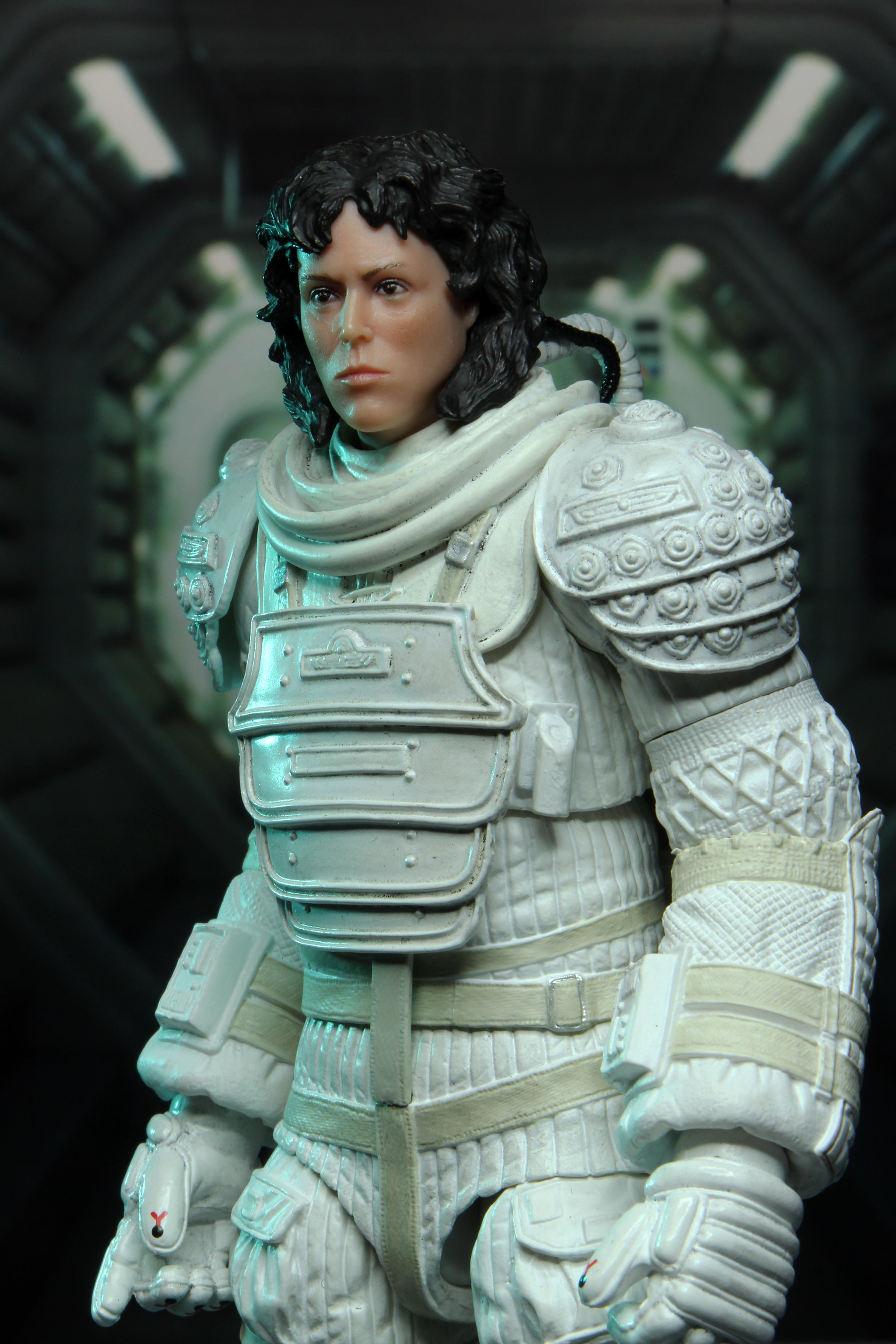 Alien - 40th Anniversary Asst 4 Compression Suit Ripley 7” Scale Action Figure - NECA