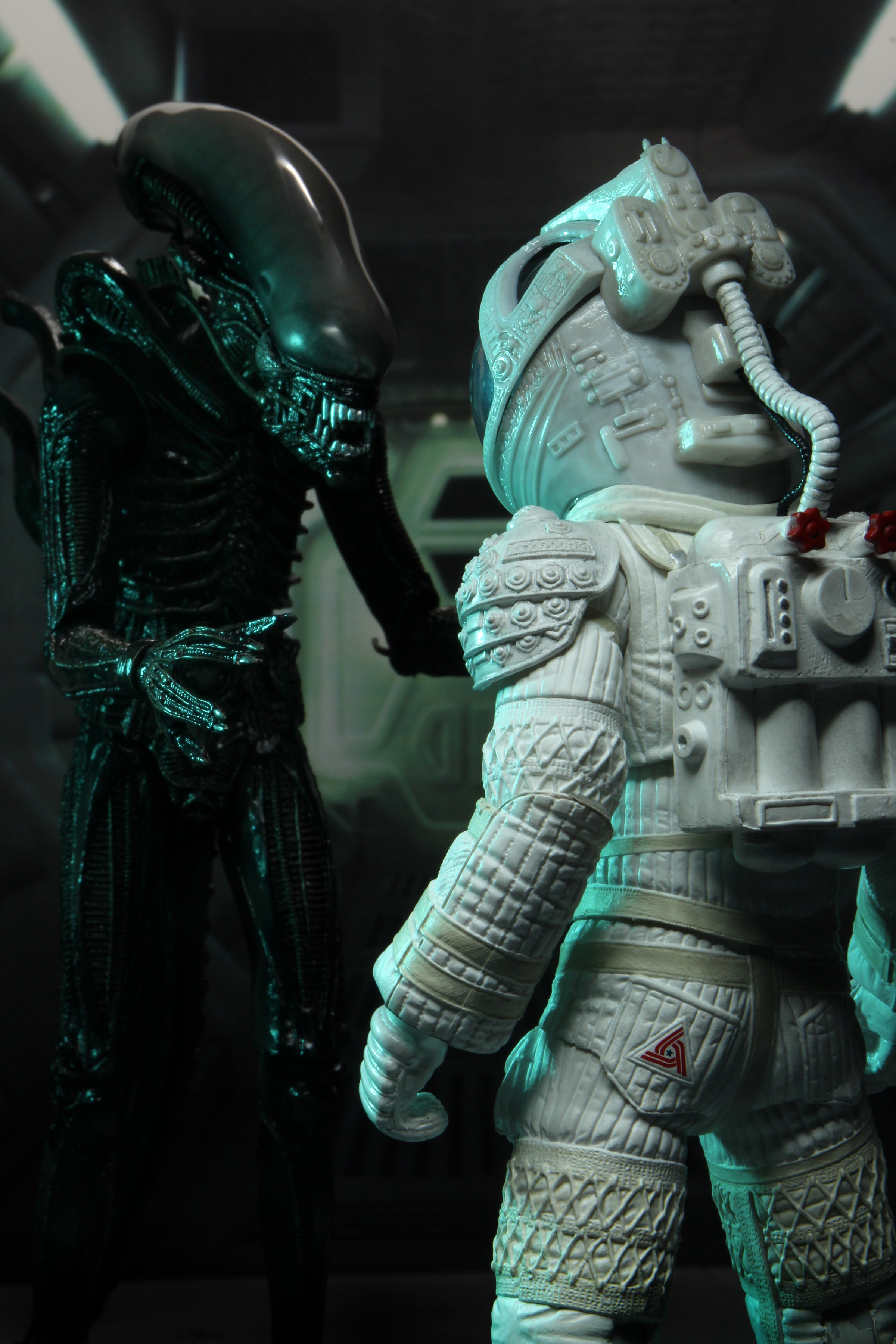 Alien - 40th Anniversary Asst 4 Compression Suit Ripley 7” Scale Action Figure - NECA